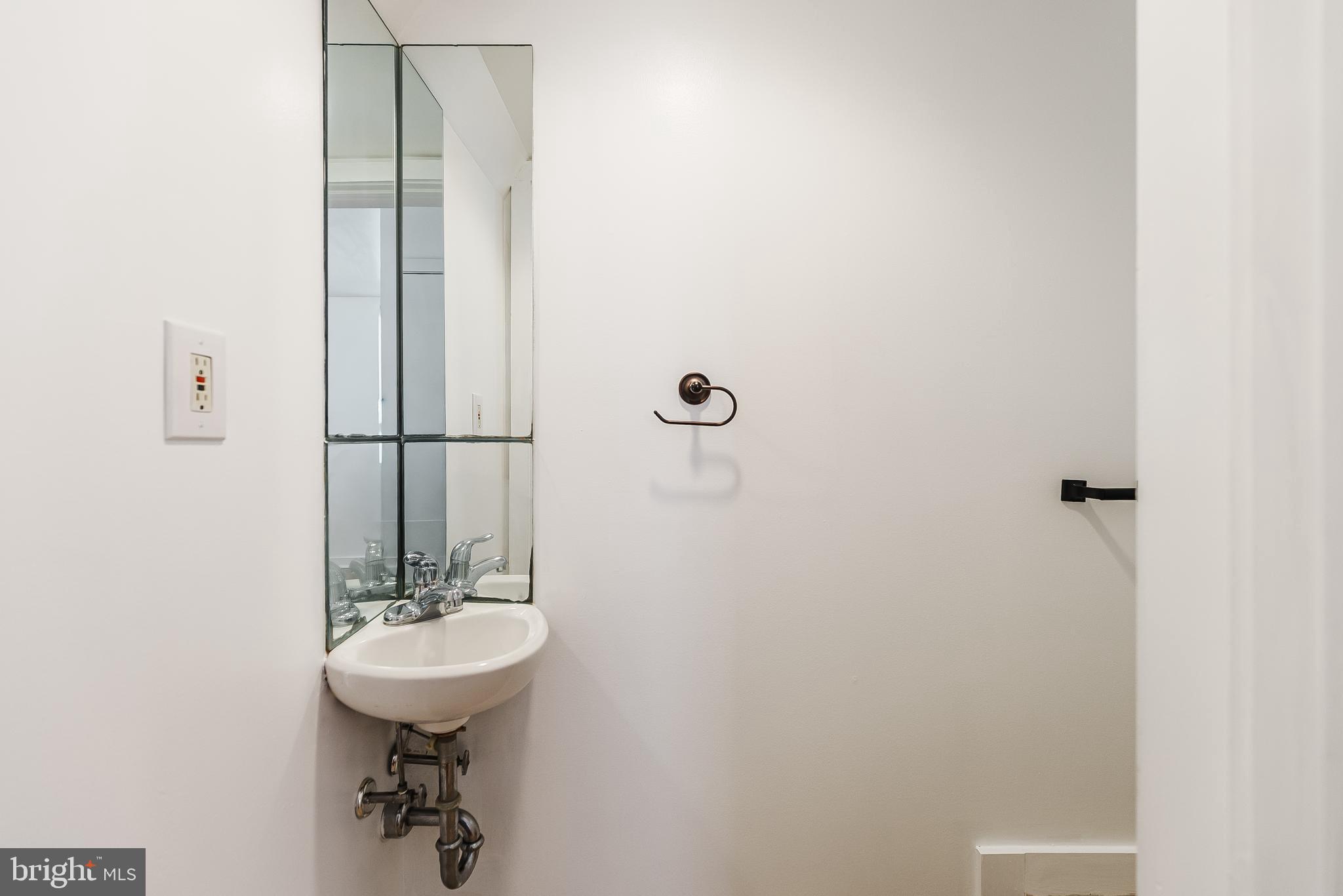 FAIRMOUNT - Residential