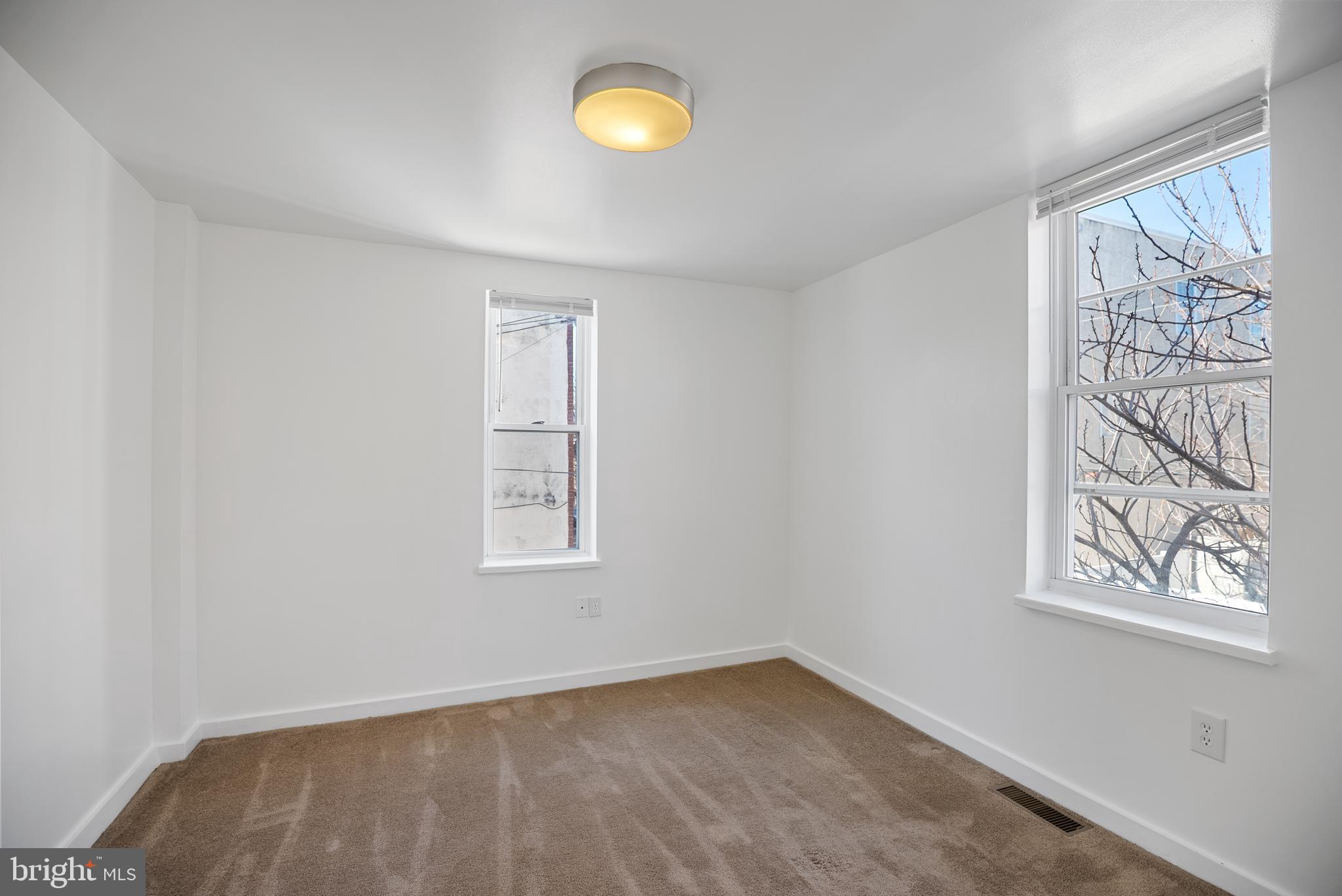 FAIRMOUNT - Residential