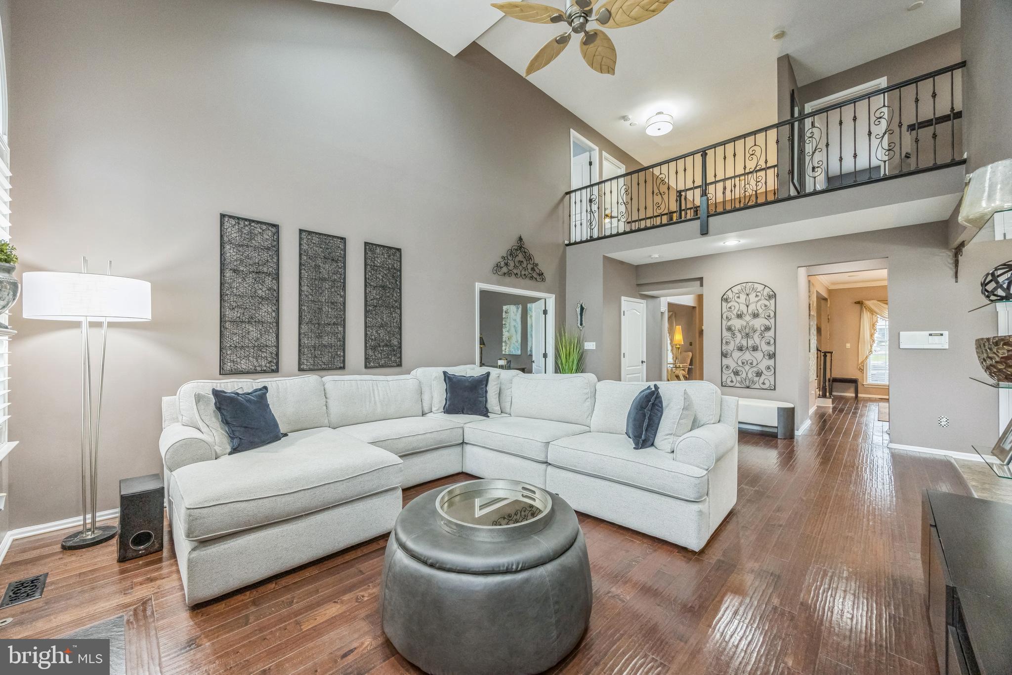 12 SKYLINE CIRCLE