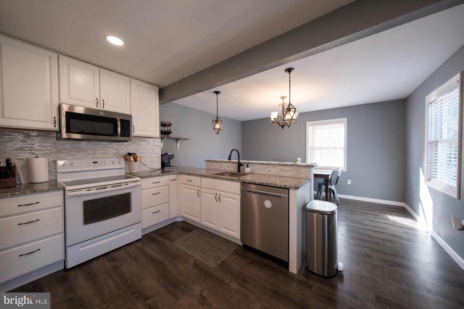 2640 GRANDVIEW BOULEVARD