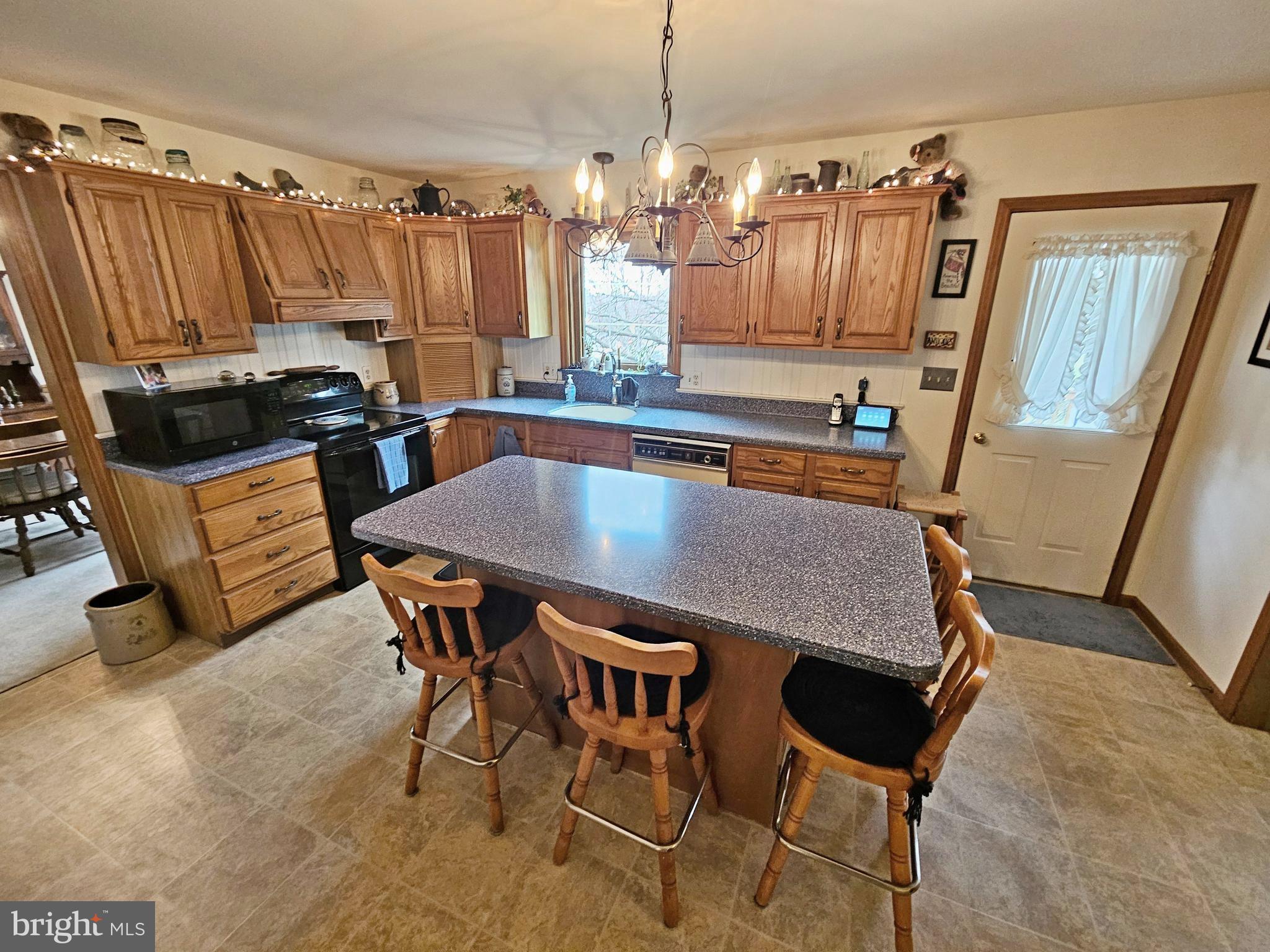 402 SNYDER HILL ROAD