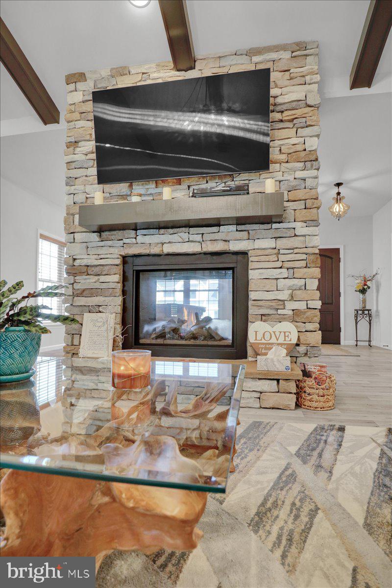 CORNWALL JUNCTION - Residential