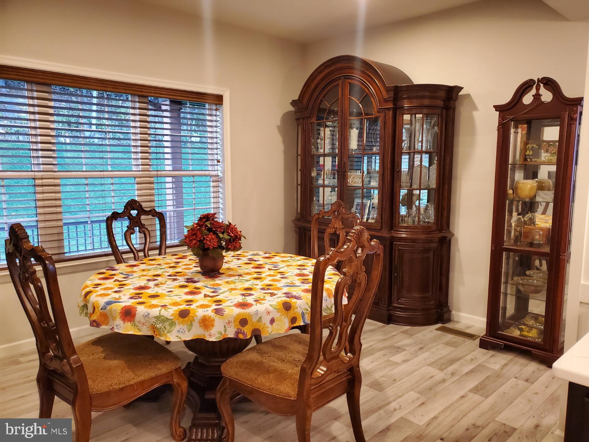 CORNWALL JUNCTION - Residential