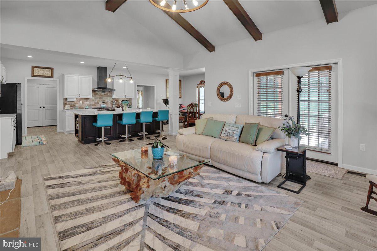 CORNWALL JUNCTION - Residential