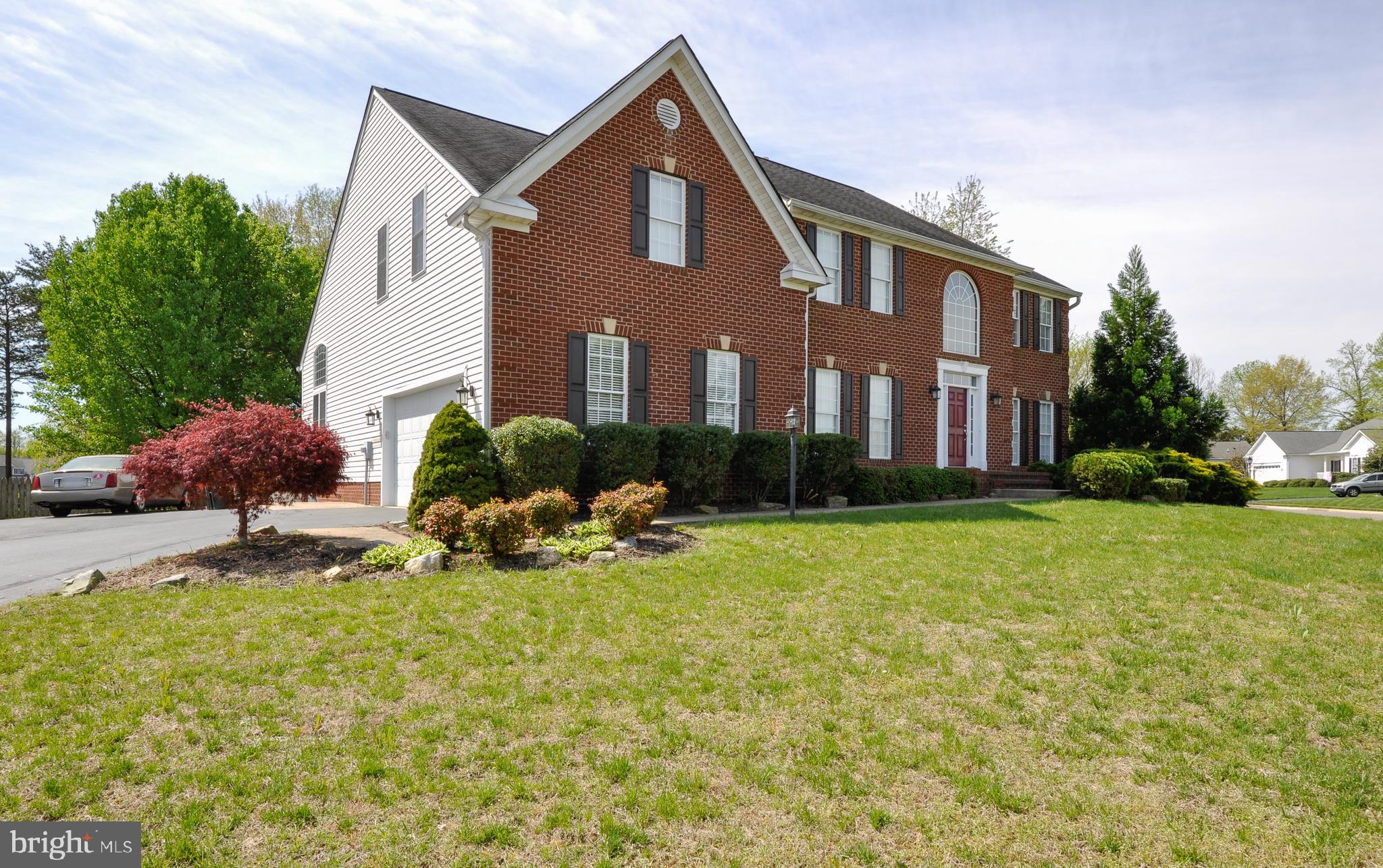 RIVER CLUB ESTATES - Residential