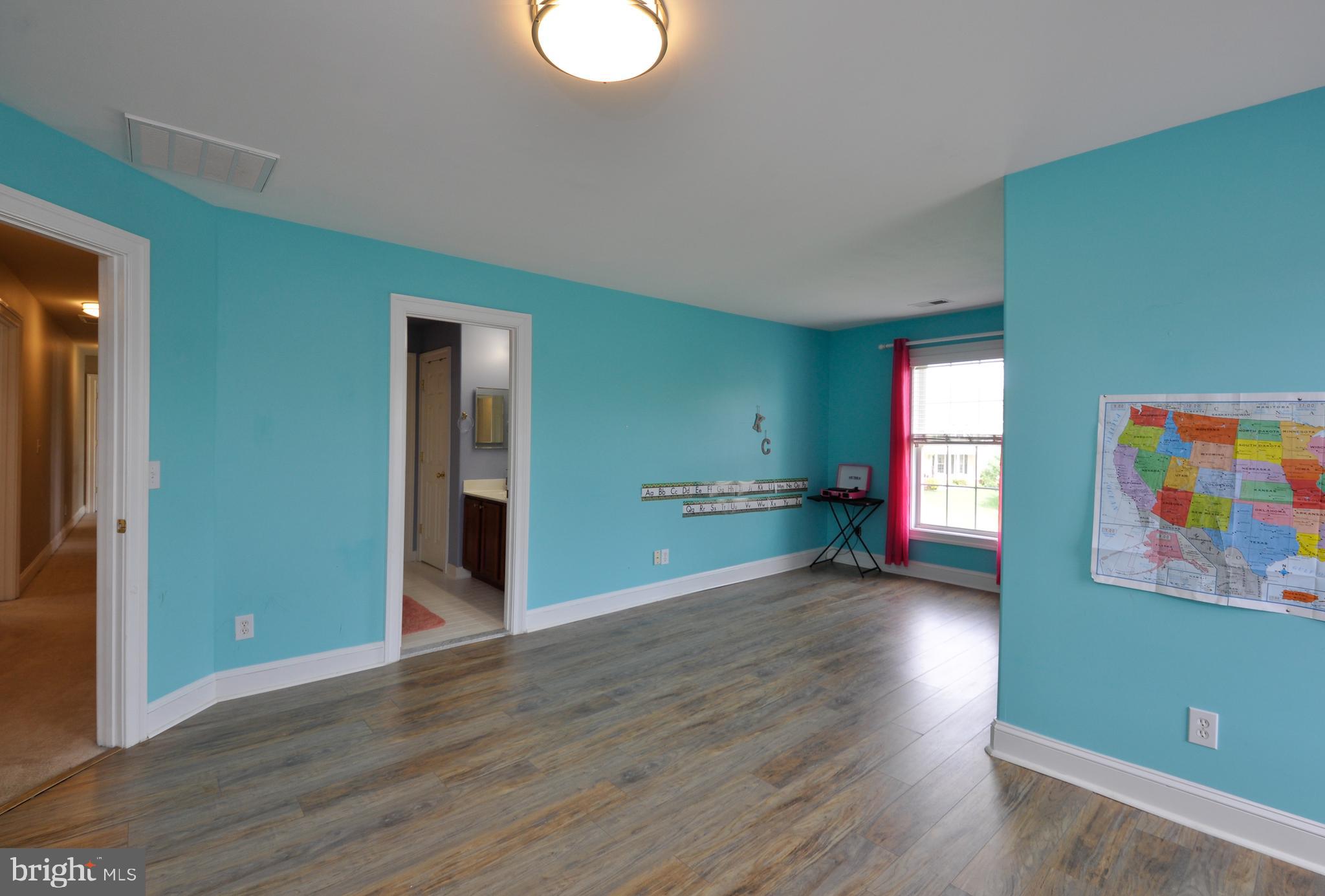 RIVER CLUB ESTATES - Residential