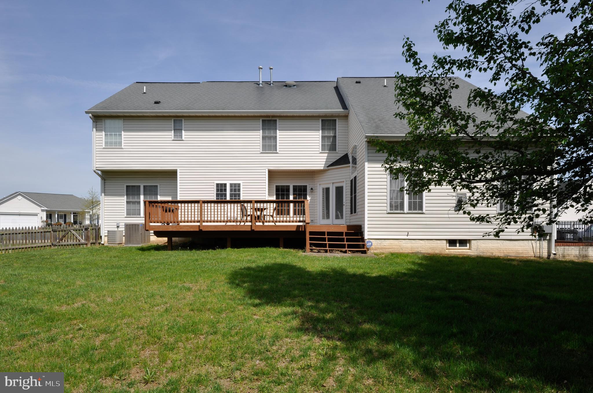 RIVER CLUB ESTATES - Residential