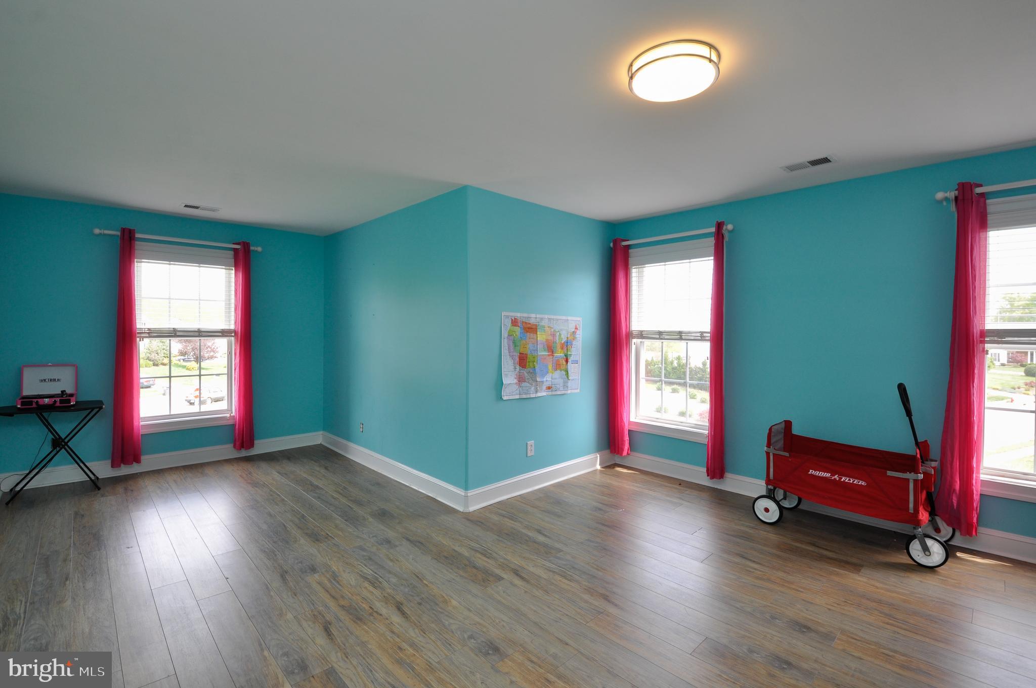 RIVER CLUB ESTATES - Residential
