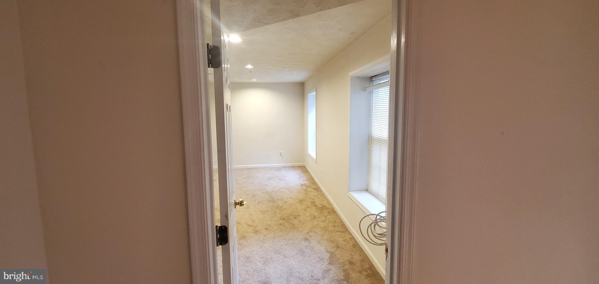 SPRINGDALE - Residential Lease