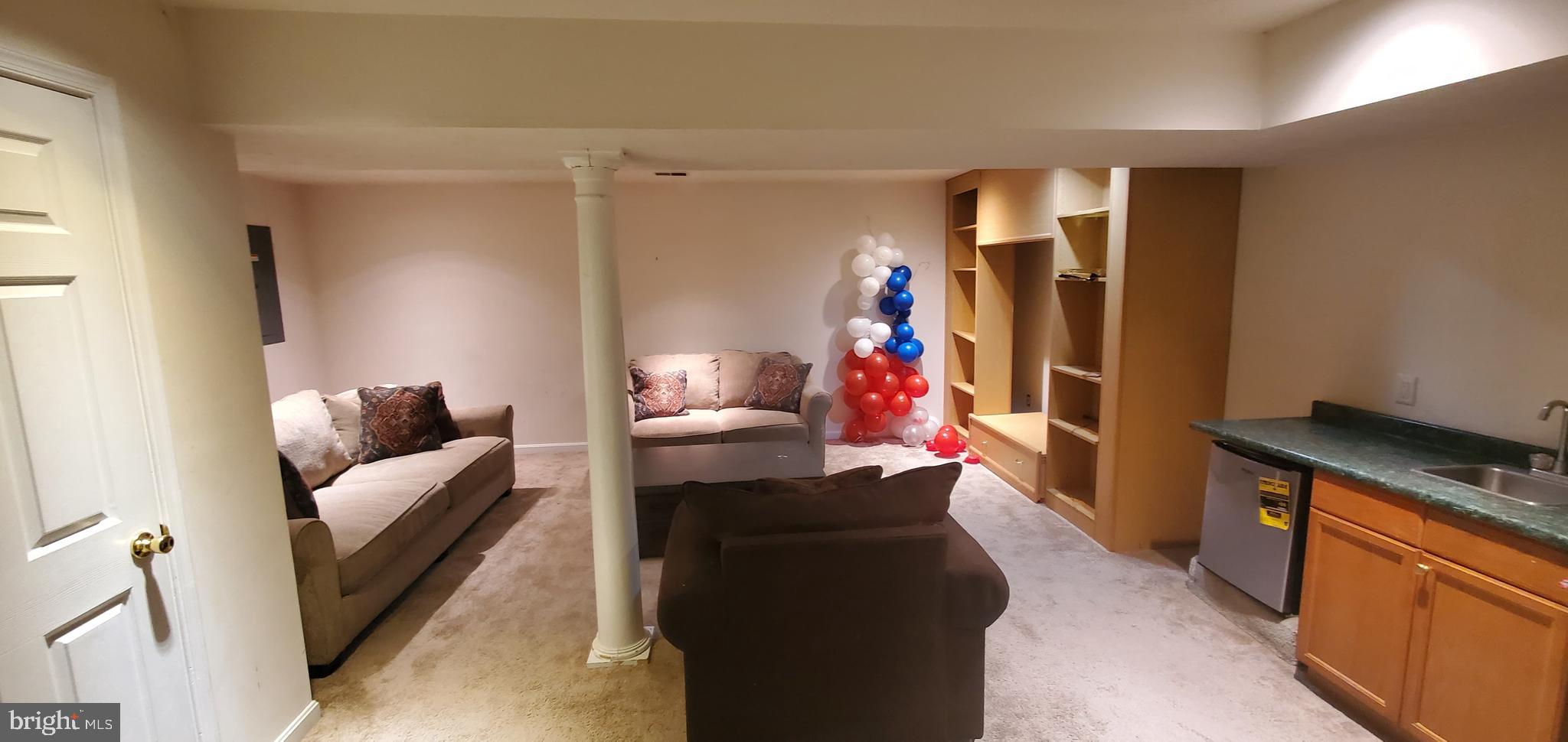 SPRINGDALE - Residential Lease