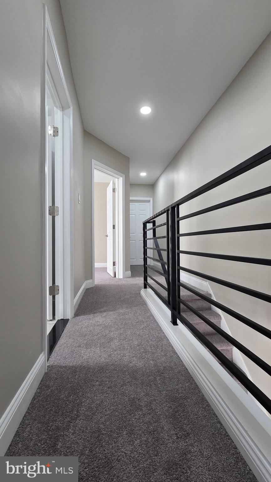 WEST OAK LANE - Residential