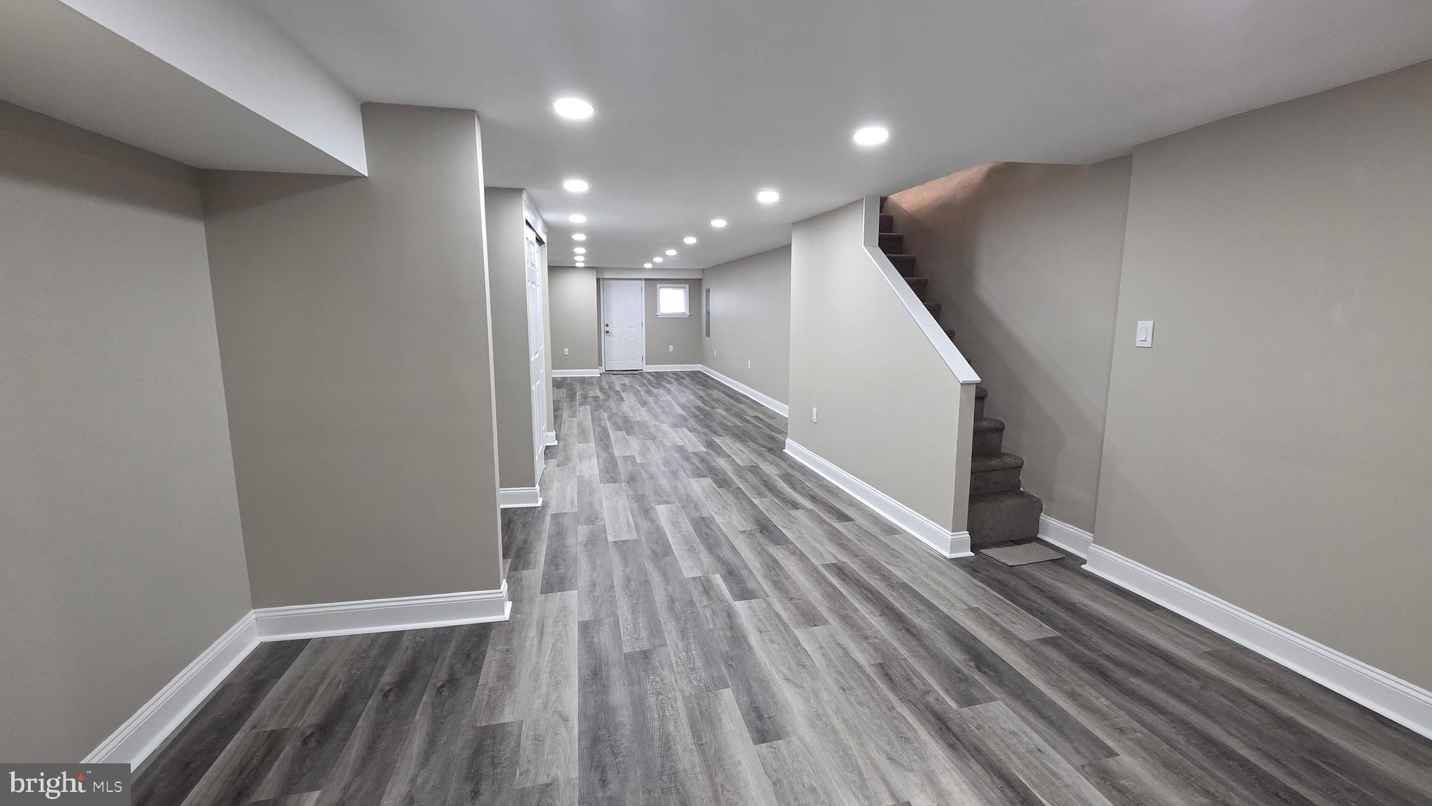 WEST OAK LANE - Residential