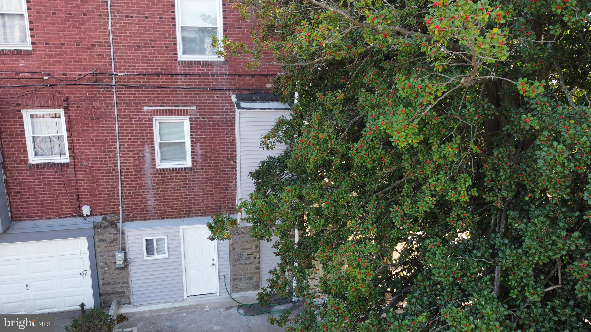 WEST OAK LANE - Residential