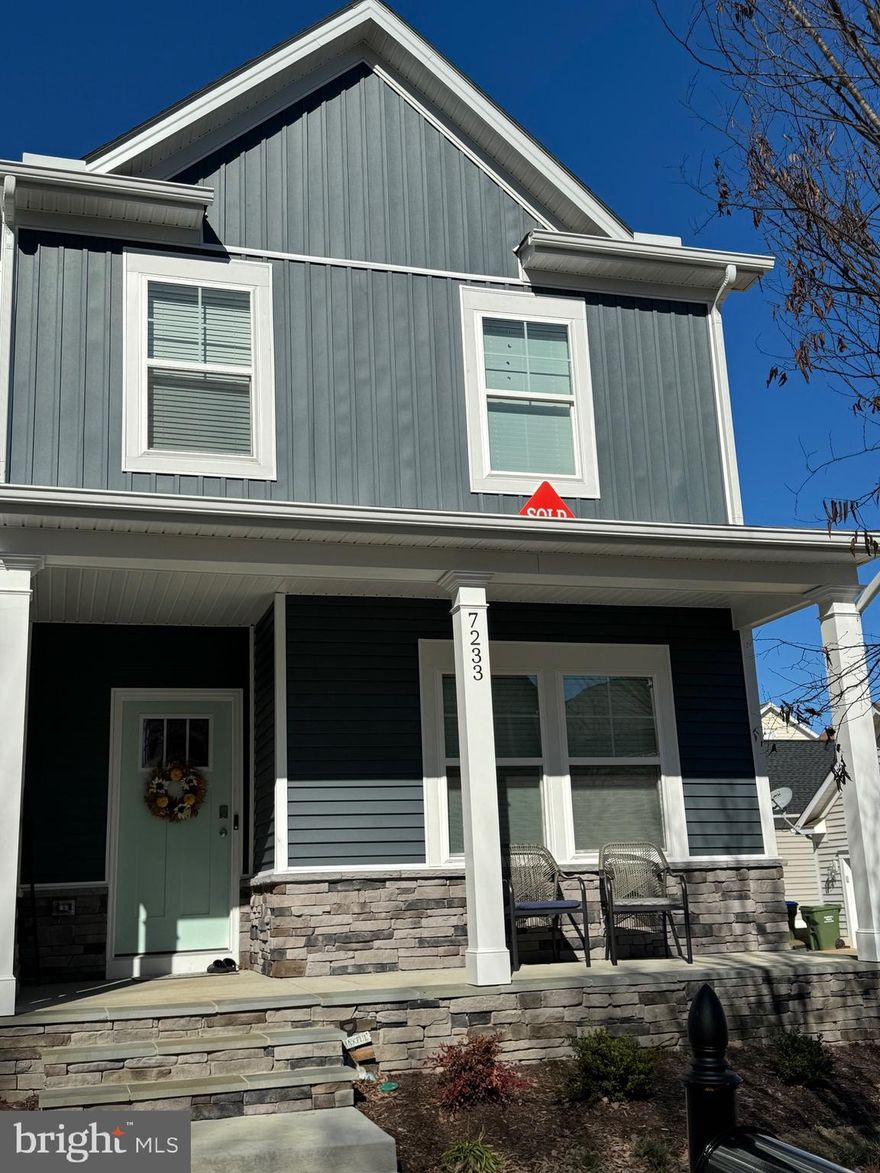 Beautiful End unit Townhouse, Built in 2023, delivered on June 30th, everything is new. lots of space and storage, one car garage.