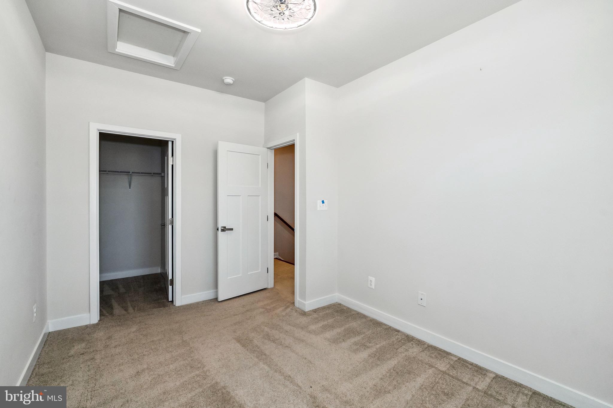 POTOMAC SHORES - Residential