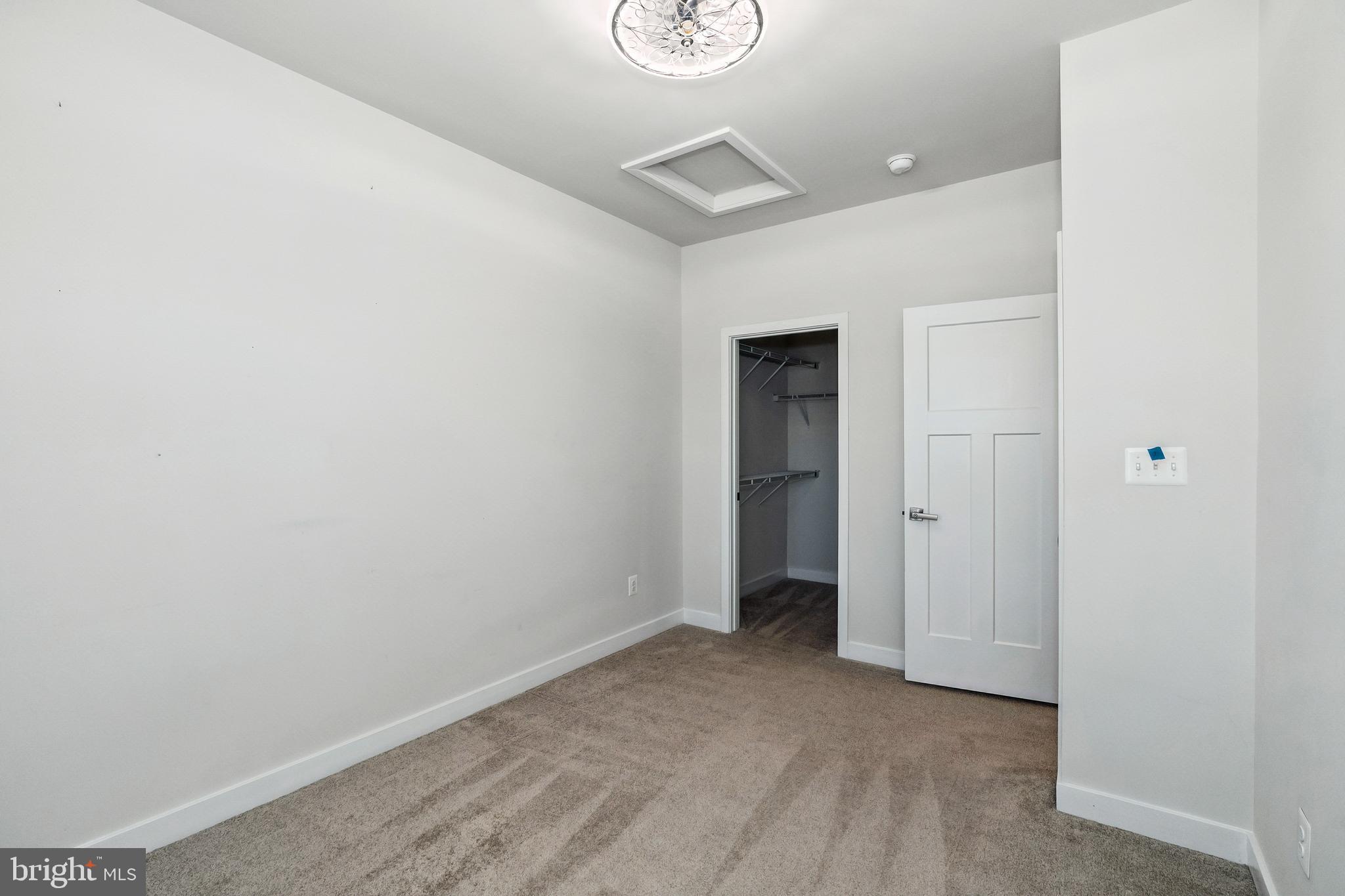 POTOMAC SHORES - Residential