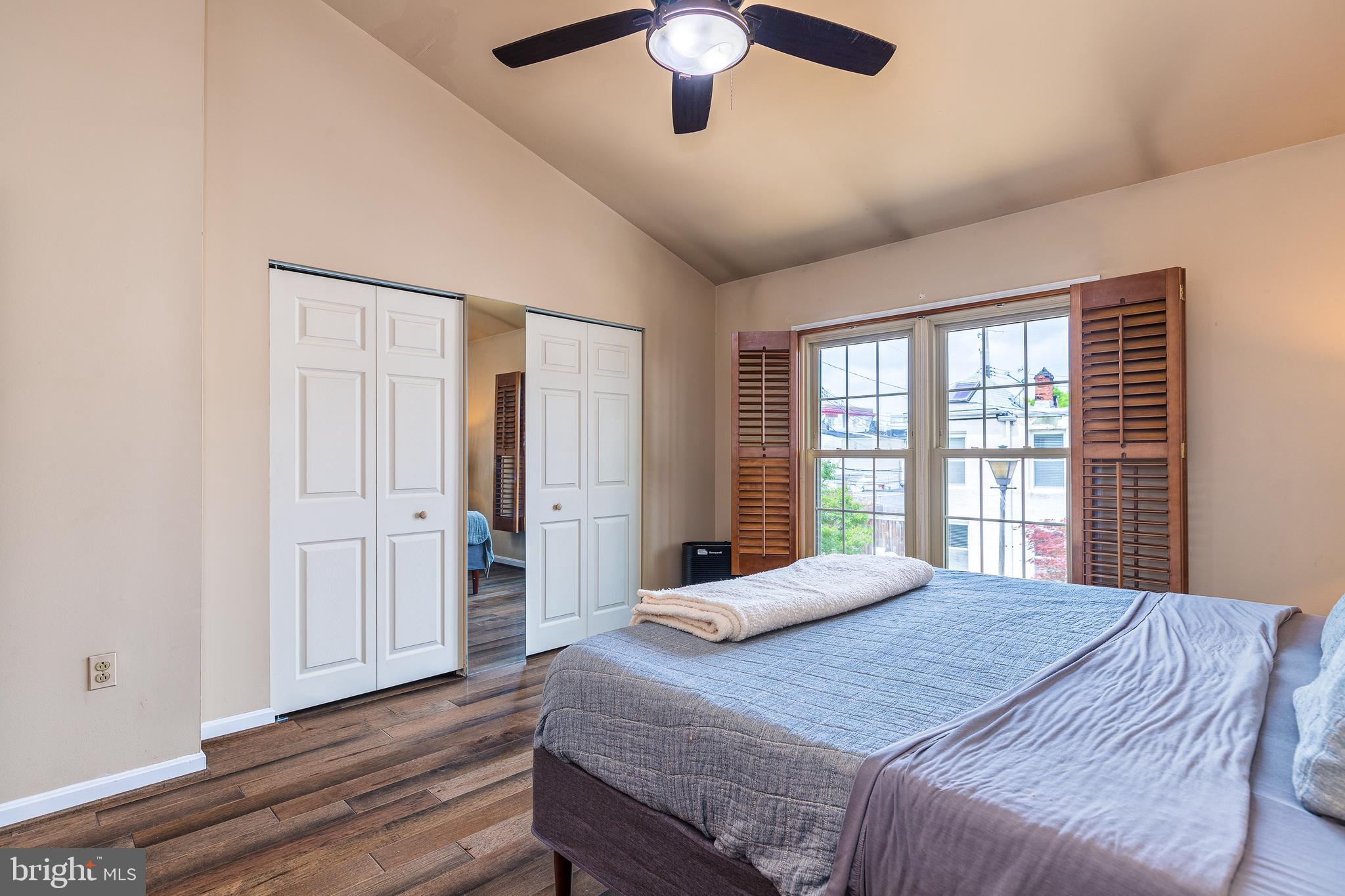 CANTON SQUARE - Residential