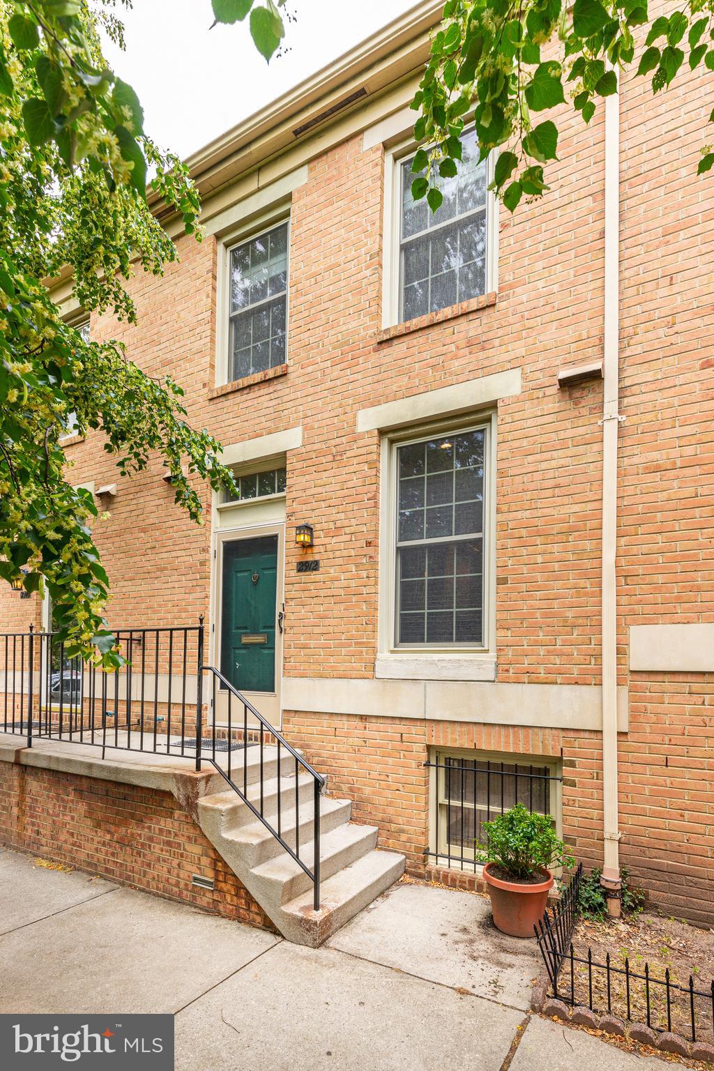 CANTON SQUARE - Residential