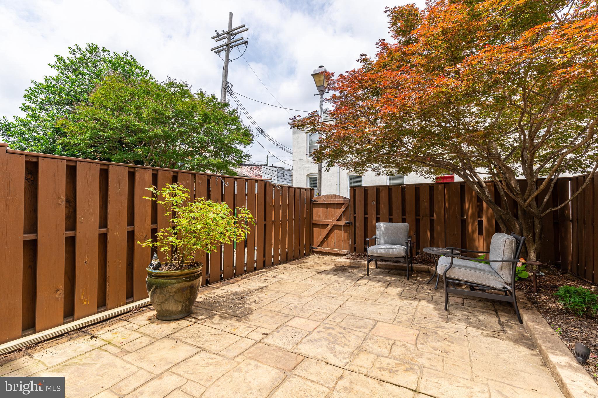 CANTON SQUARE - Residential