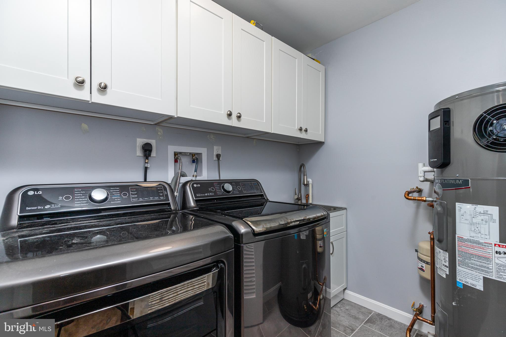 CANTON SQUARE - Residential