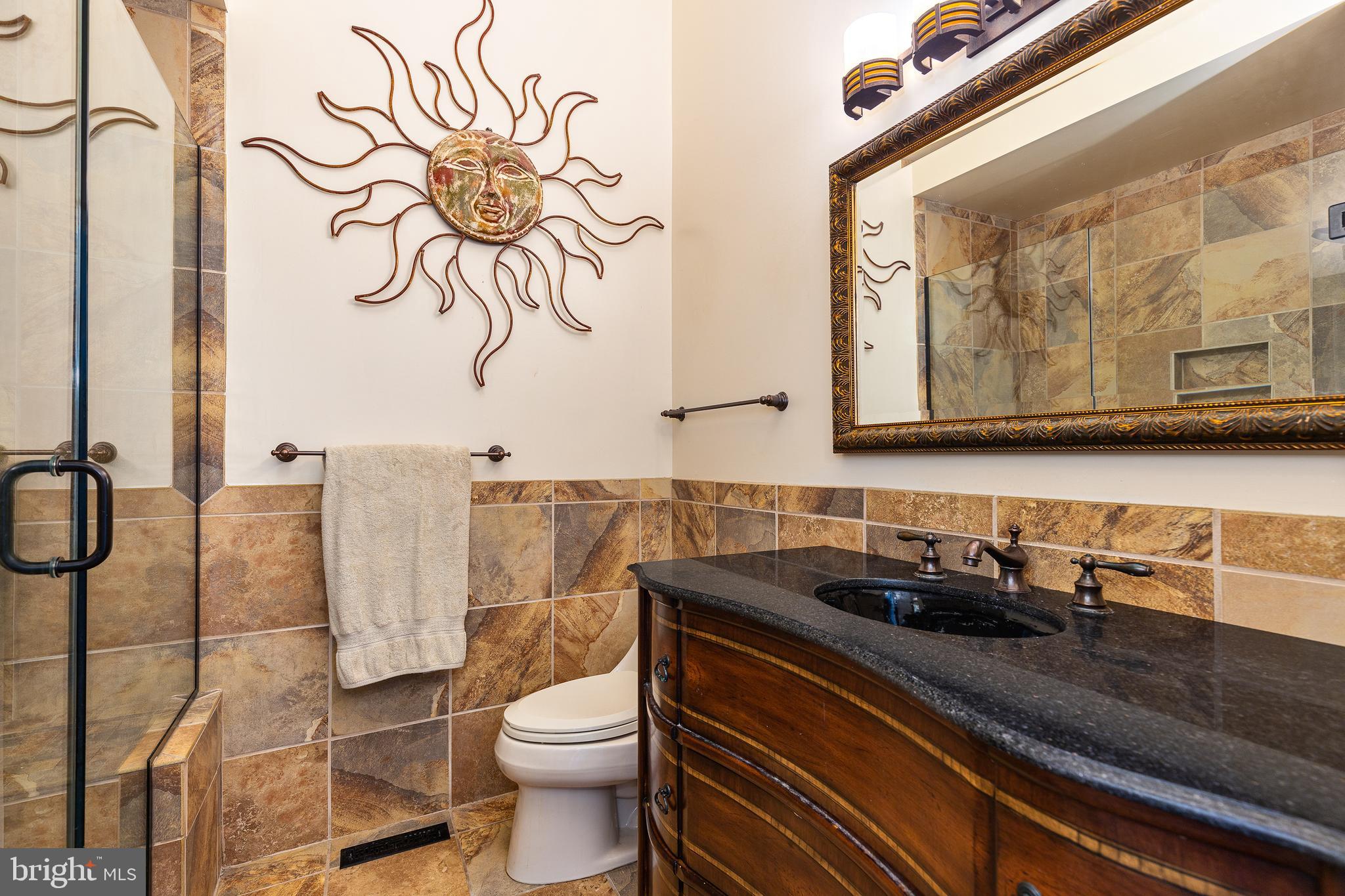 CANTON SQUARE - Residential