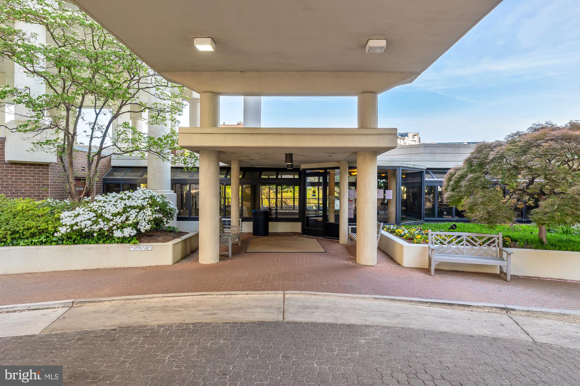 1600 N OAK STREET 318