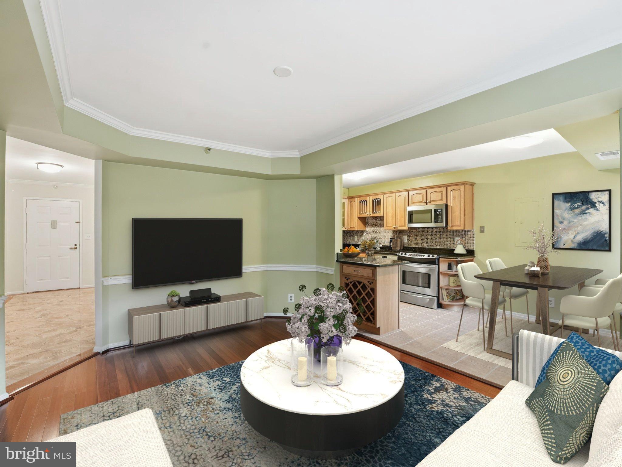 1600 N OAK STREET 318