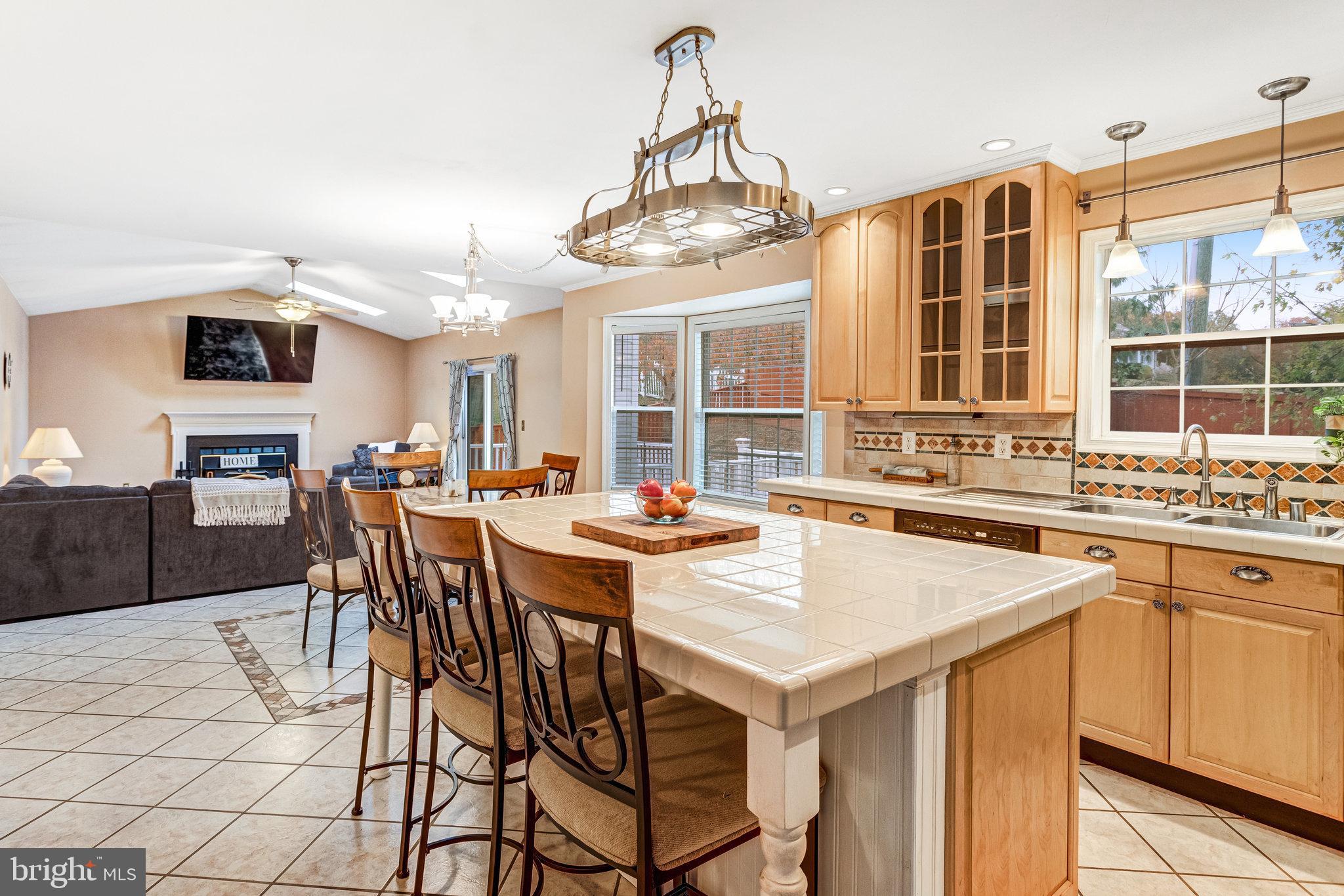 STRATFORD PLACE - Residential