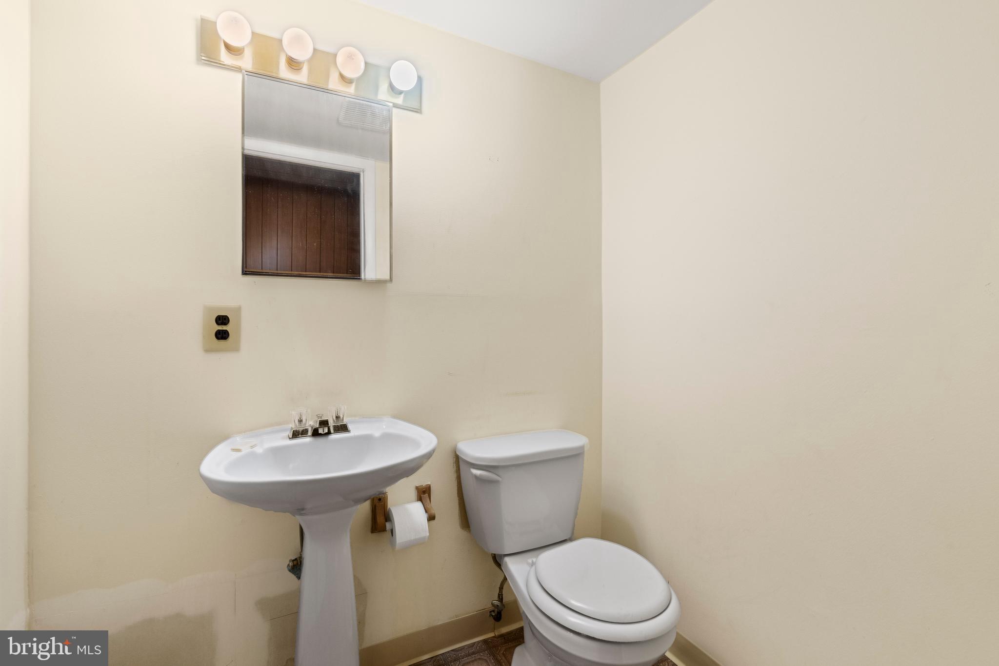 HUNT LEIGH - Residential