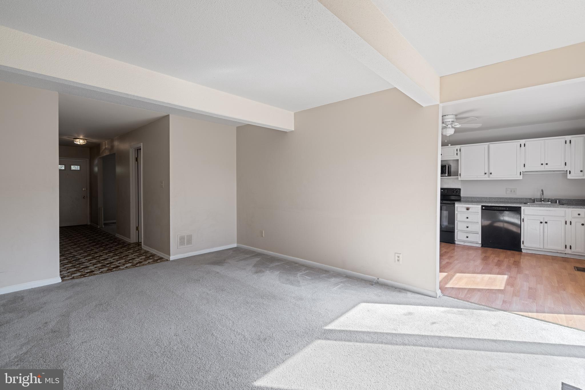 HUNT LEIGH - Residential