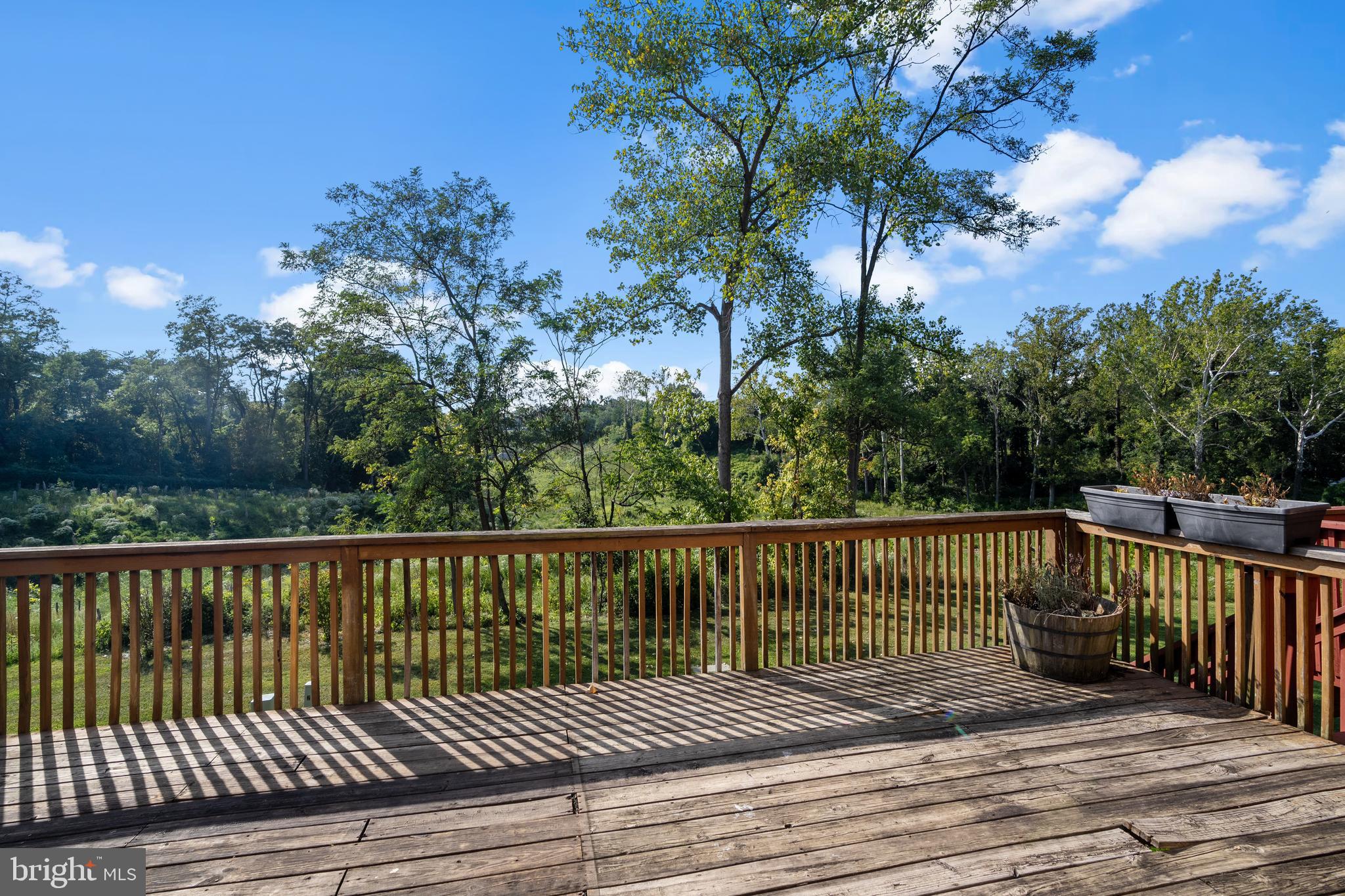 HUNT LEIGH - Residential