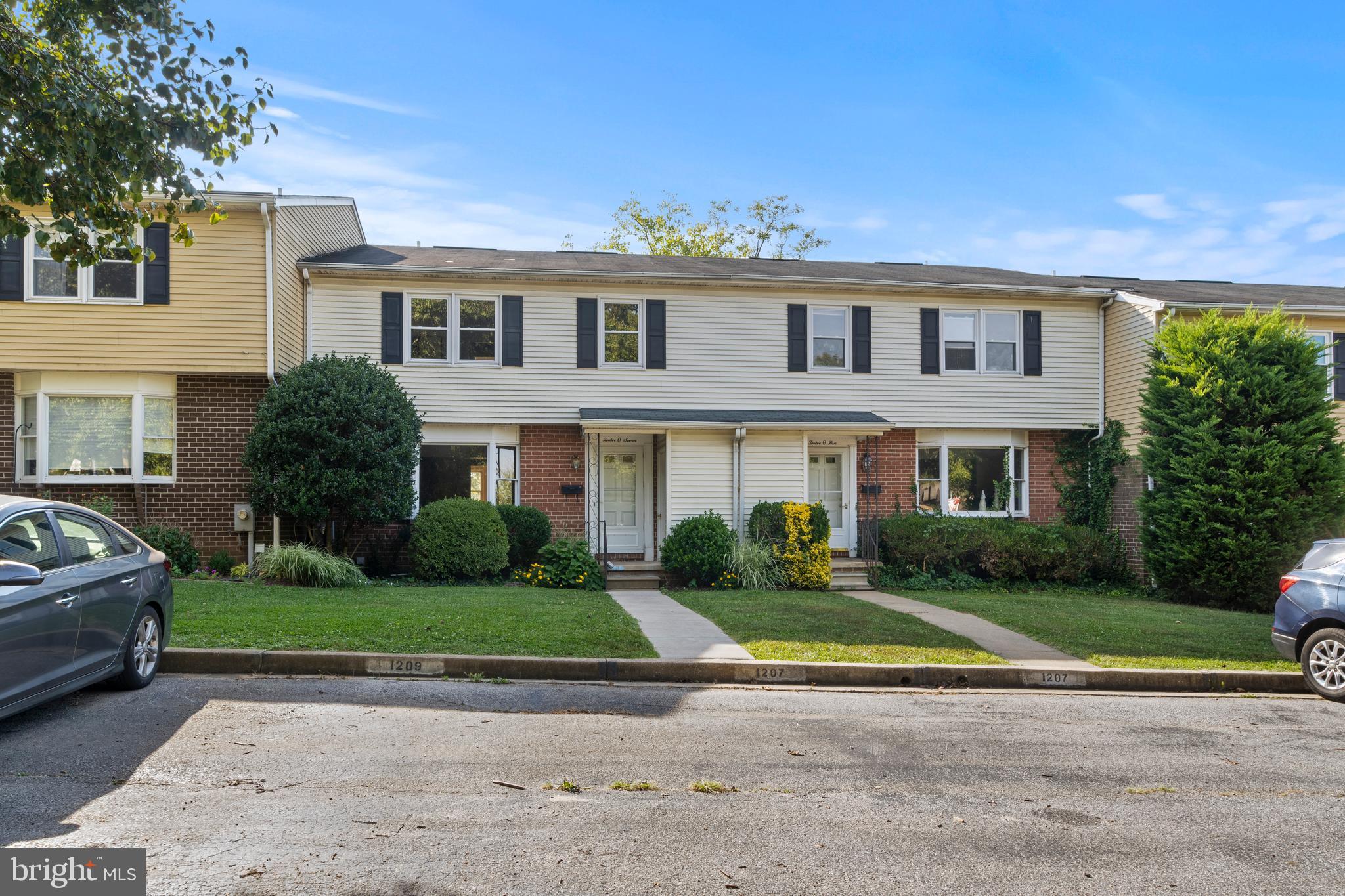 HUNT LEIGH - Residential