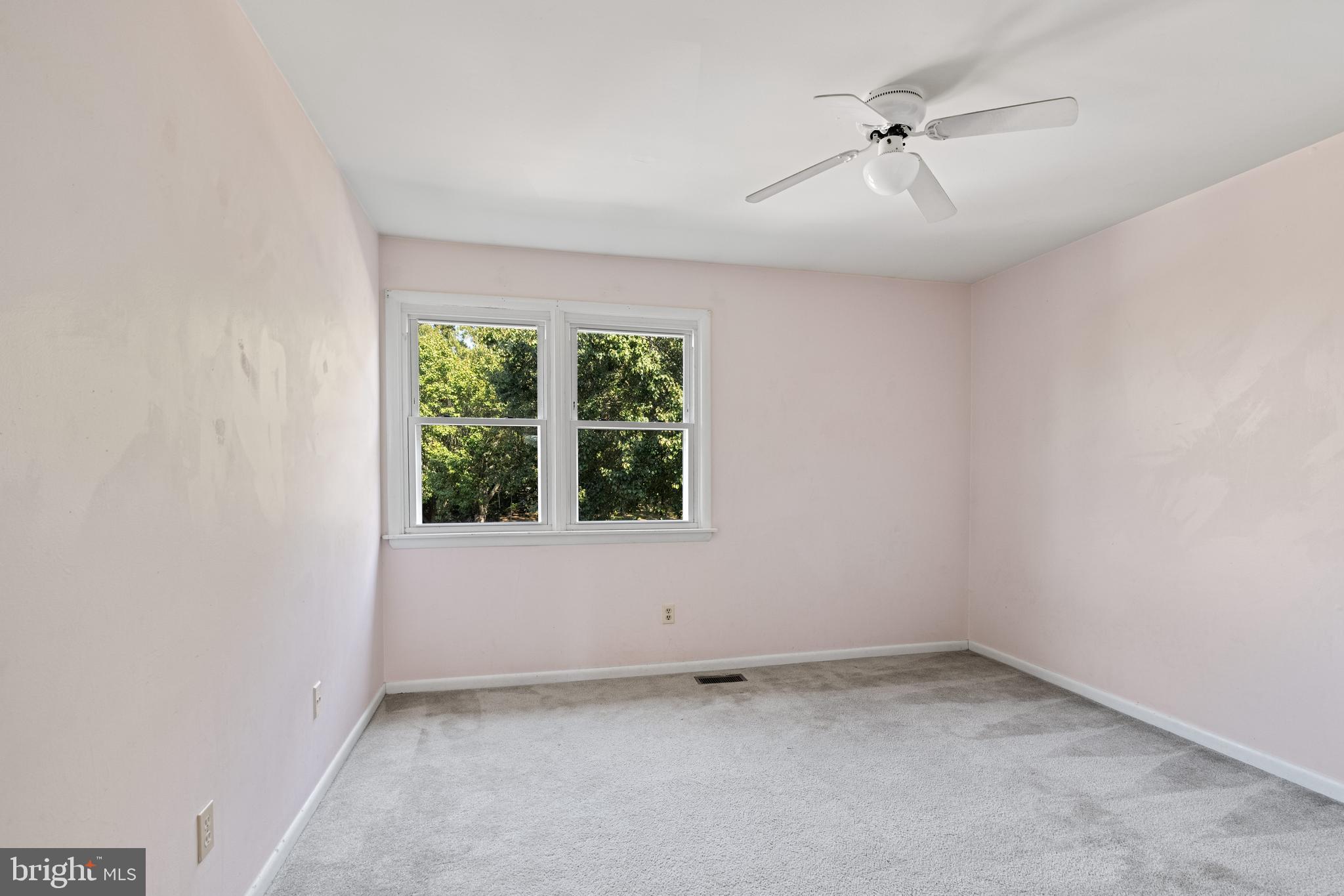 HUNT LEIGH - Residential