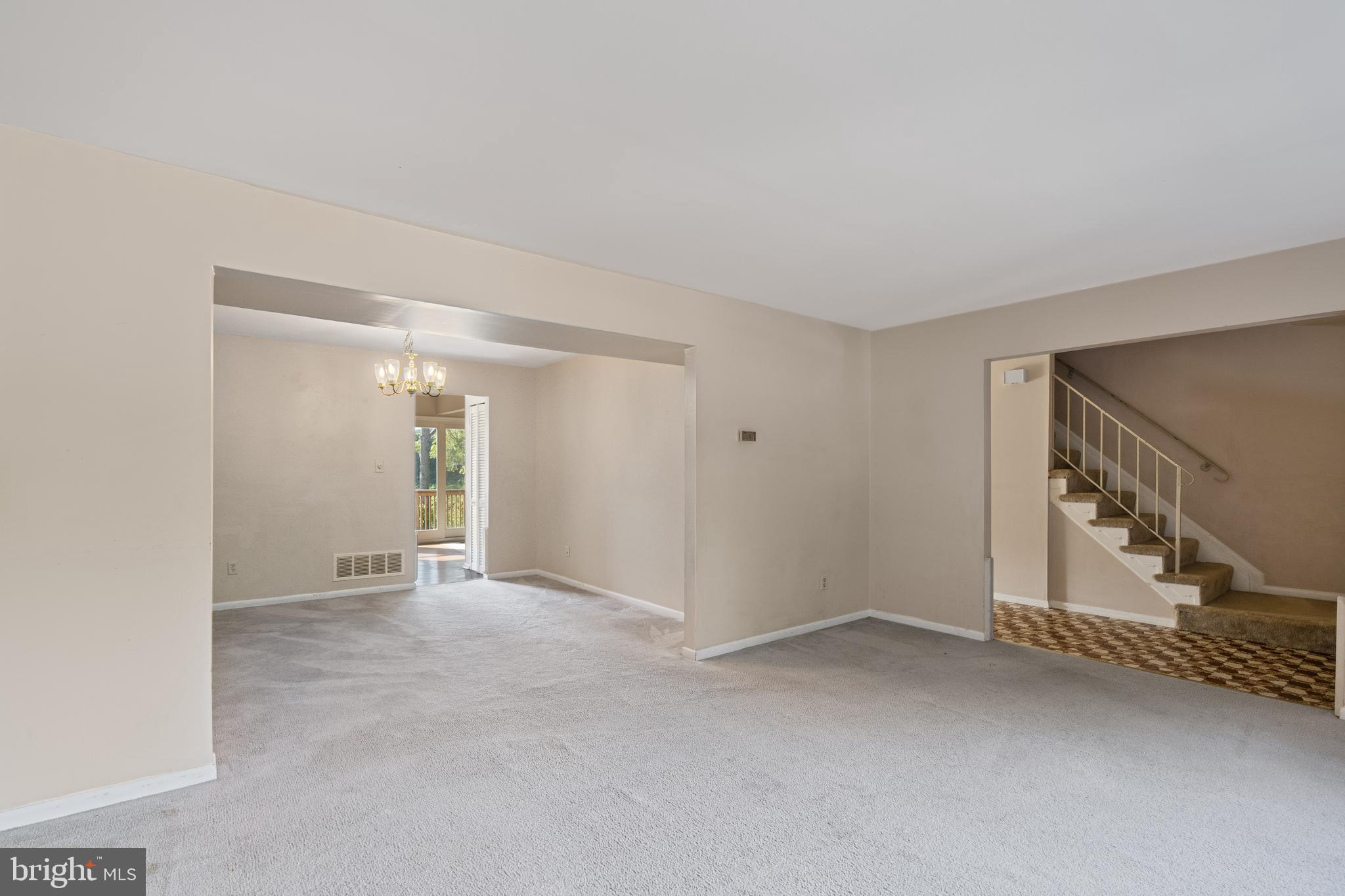 HUNT LEIGH - Residential