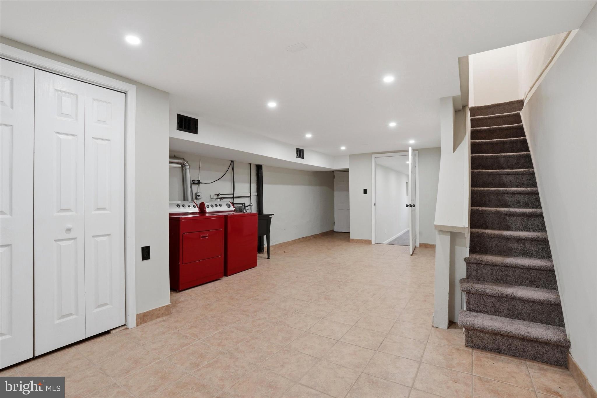 EAST MT AIRY - Residential