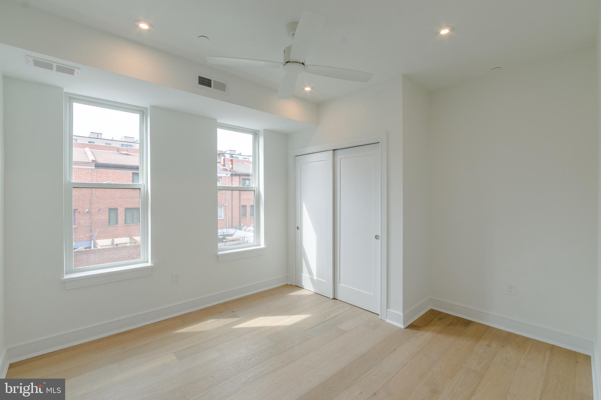 SOCIETY HILL - Residential Lease