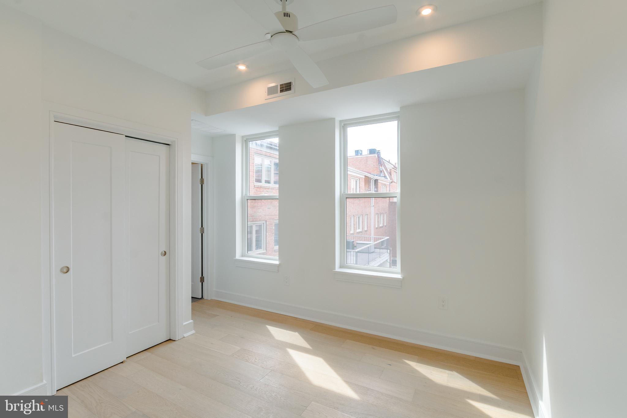 SOCIETY HILL - Residential Lease