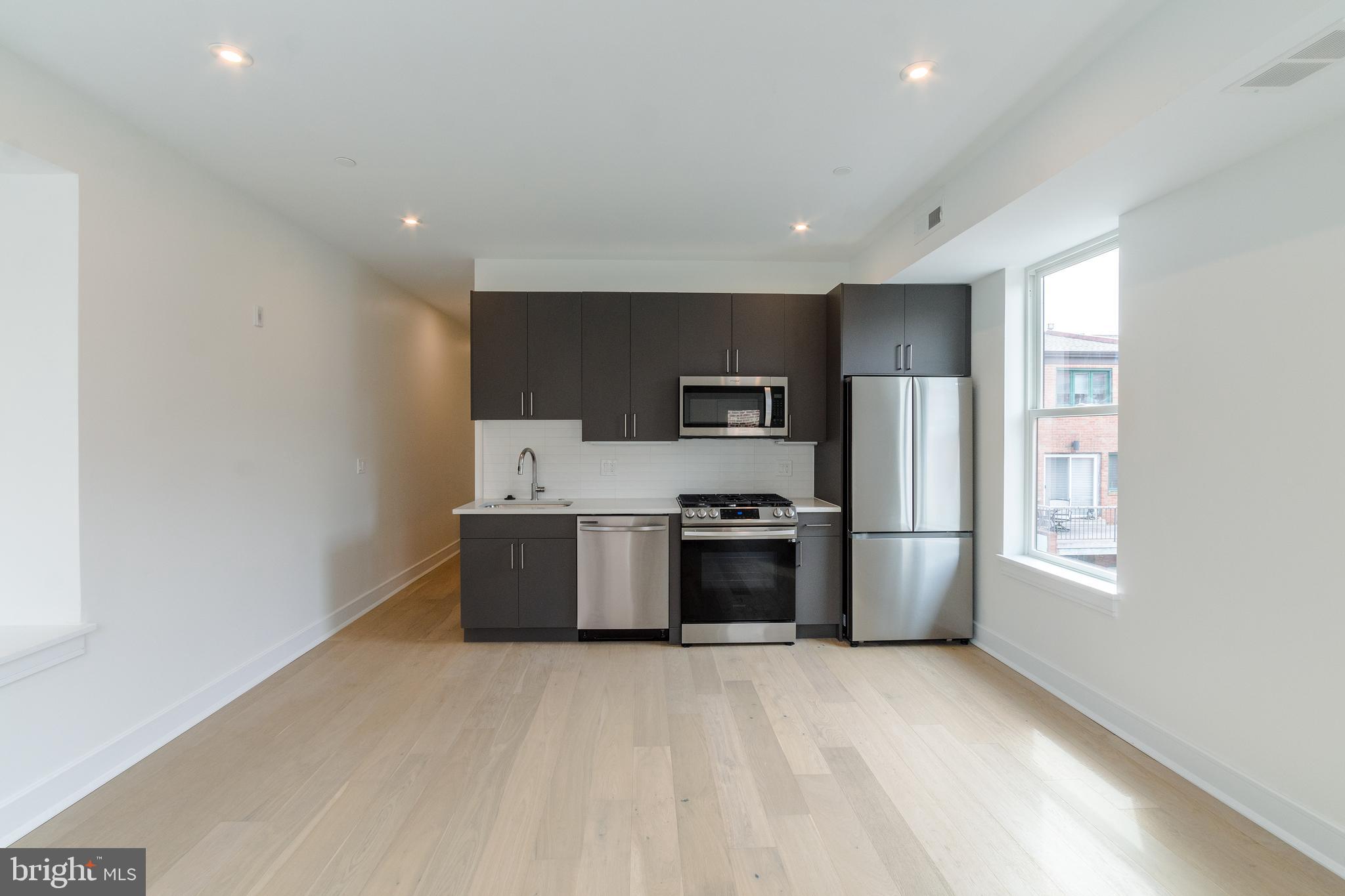 SOCIETY HILL - Residential Lease