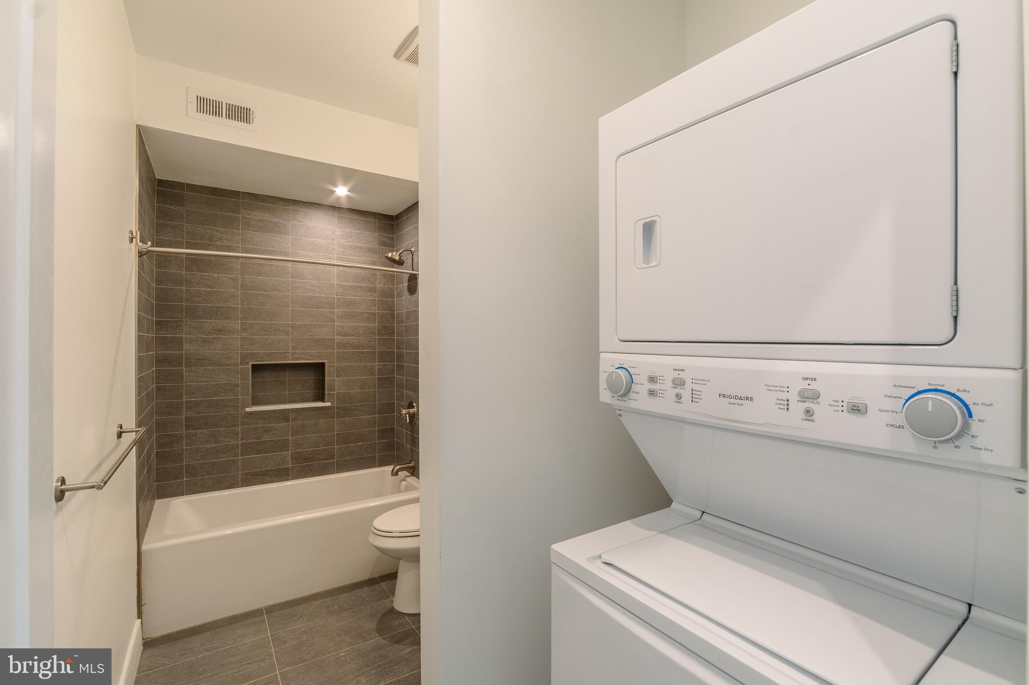 SOCIETY HILL - Residential Lease