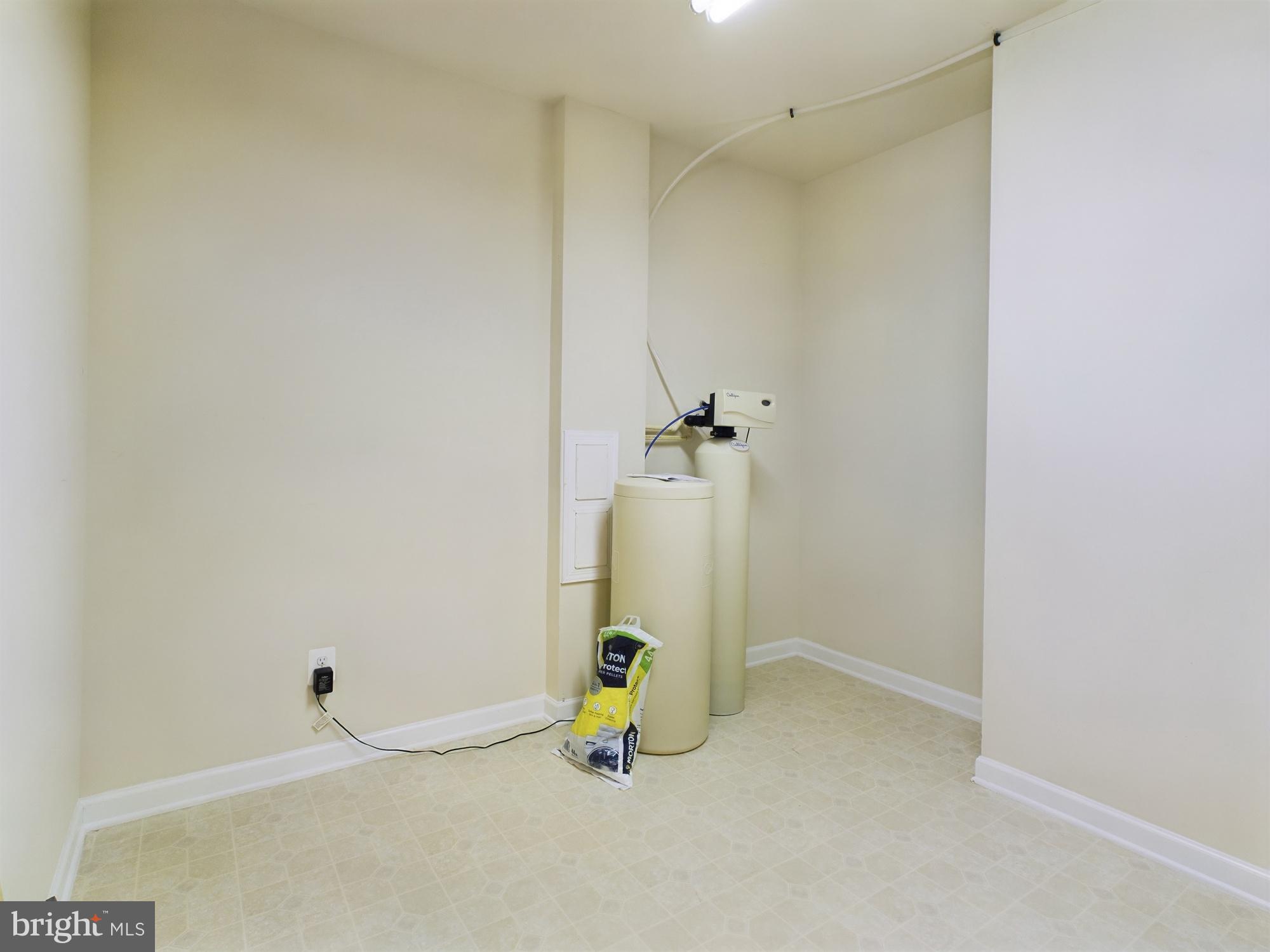 MARTINSBURG STATION - Residential