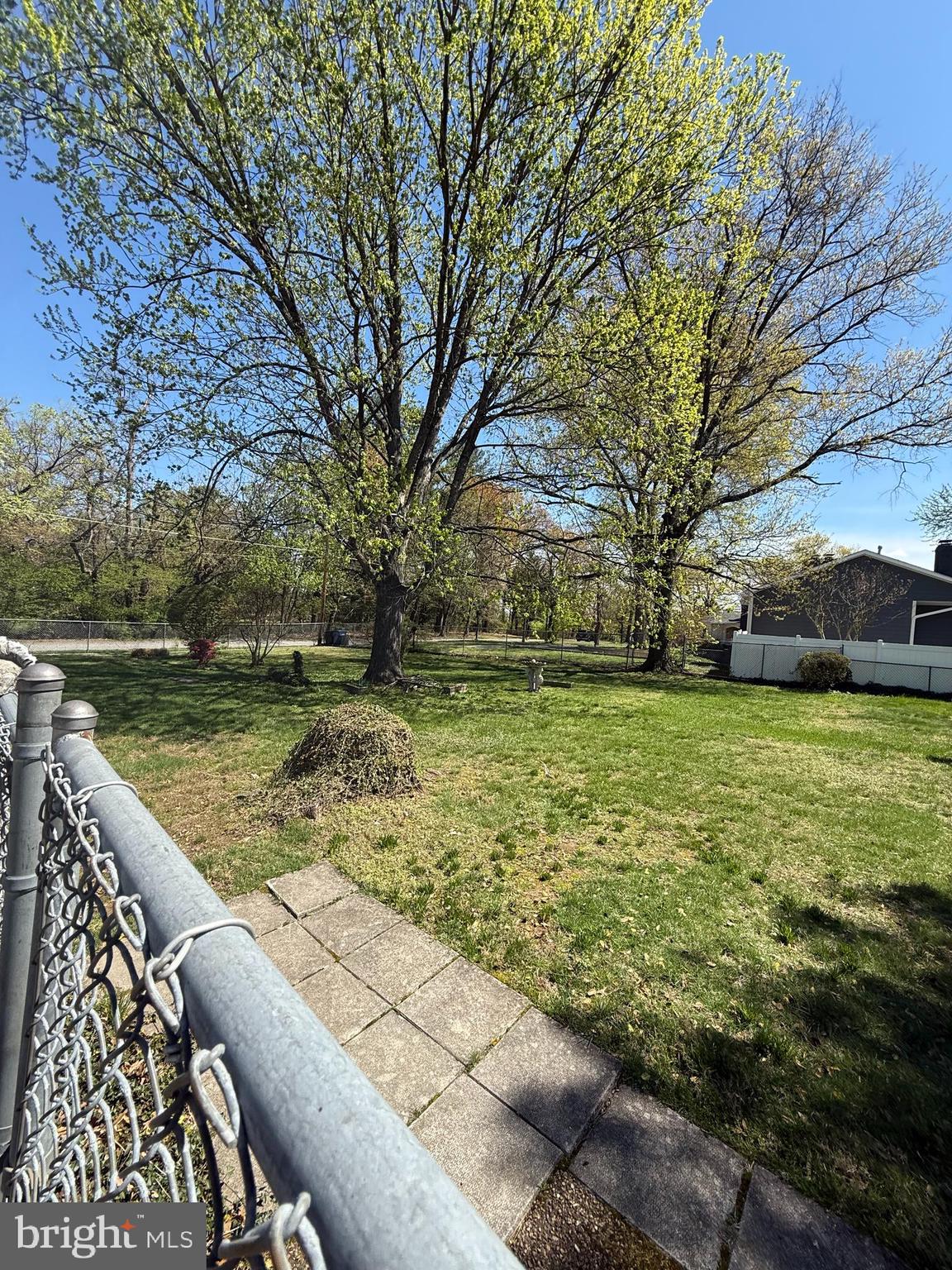 NORTH IDYLWOOD - Residential