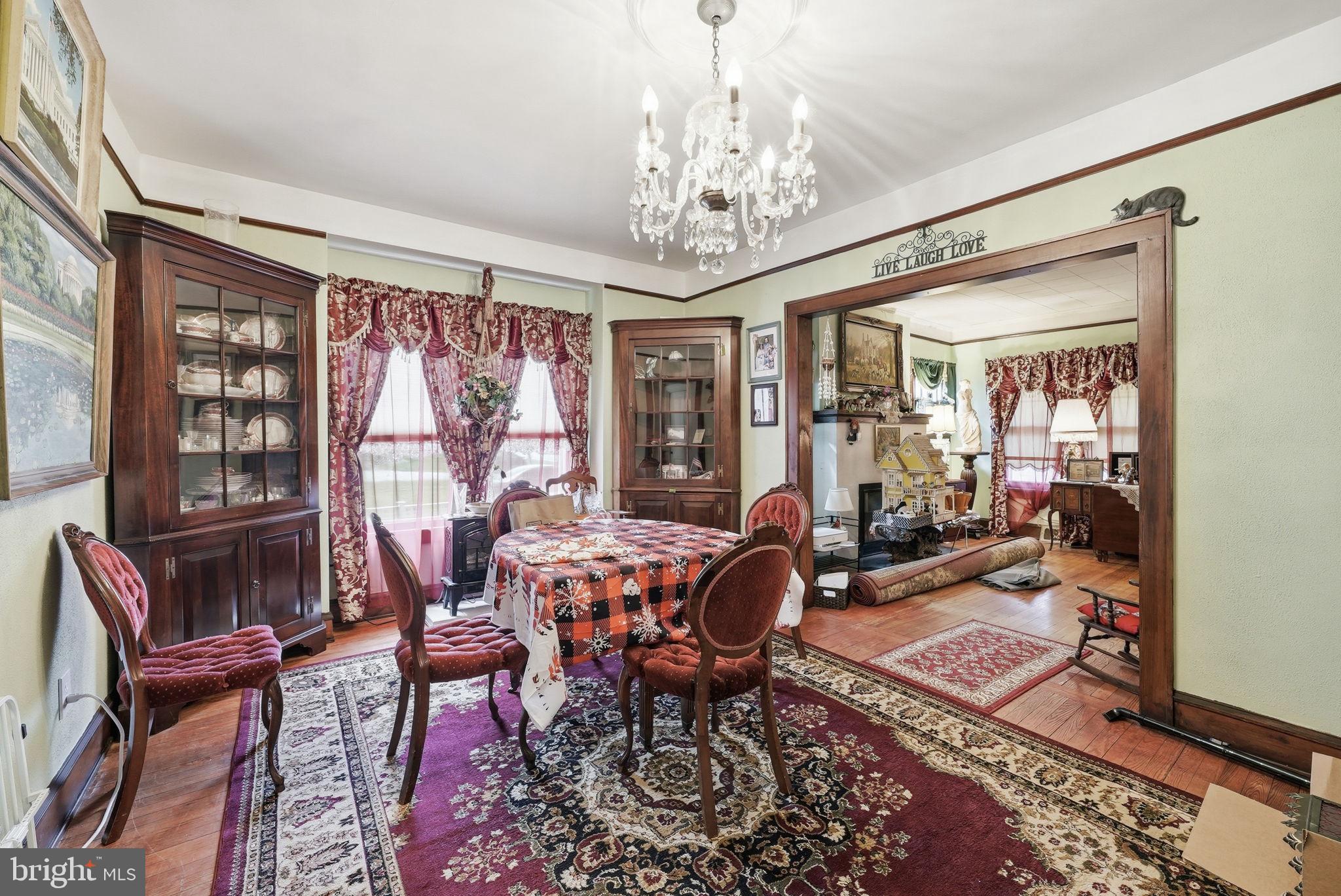 NORTH IDYLWOOD - Residential