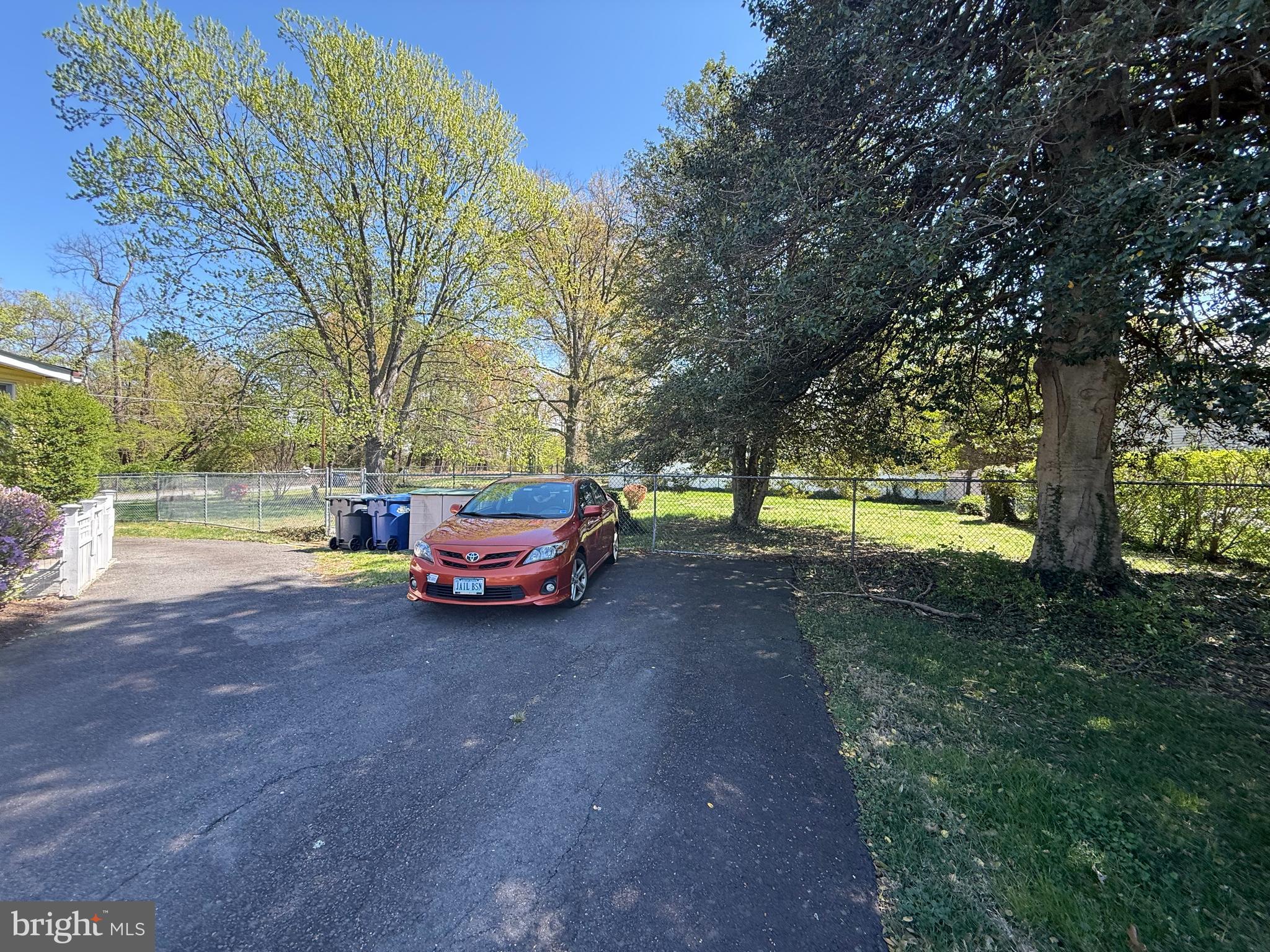 NORTH IDYLWOOD - Residential