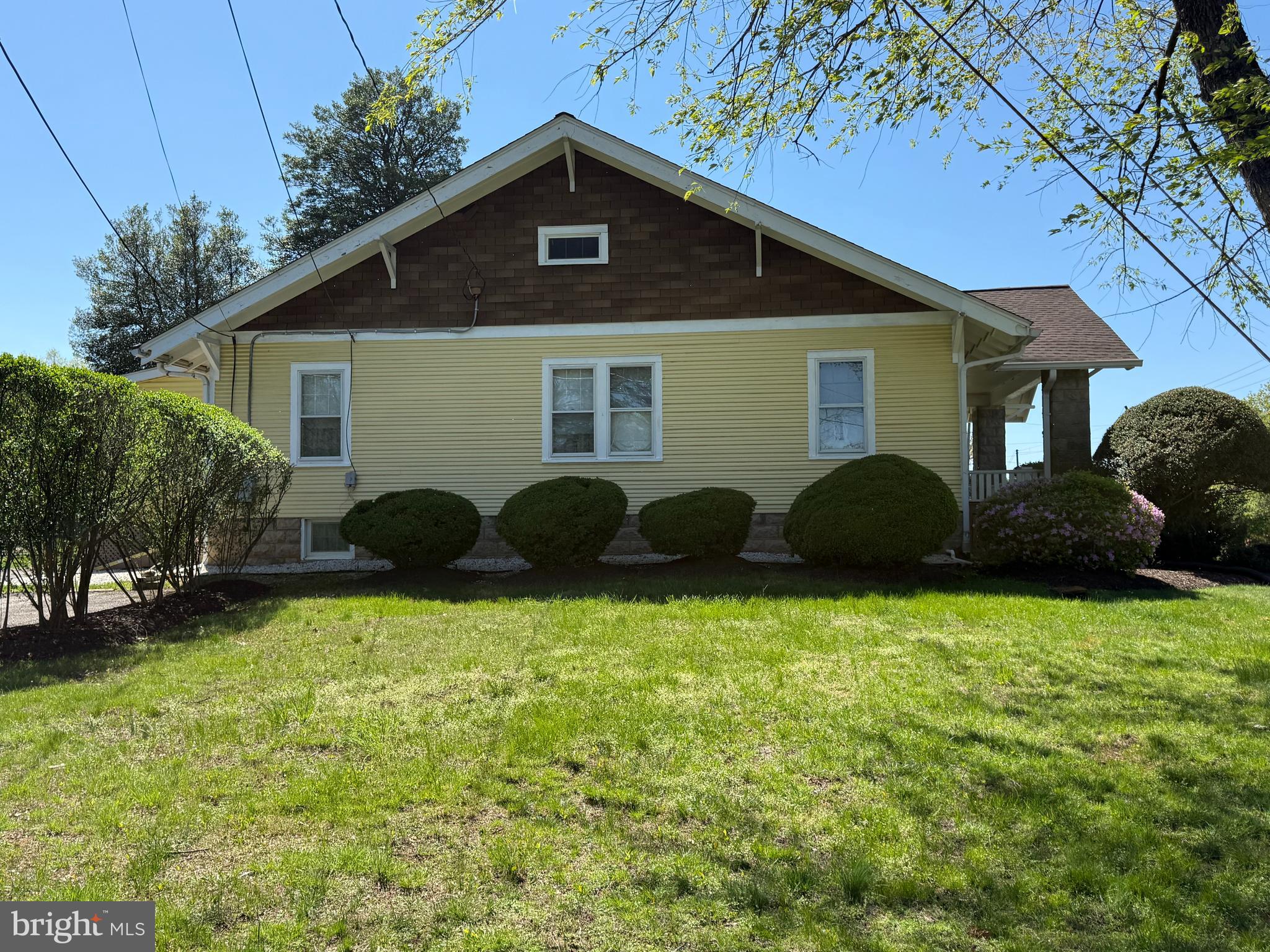 NORTH IDYLWOOD - Residential