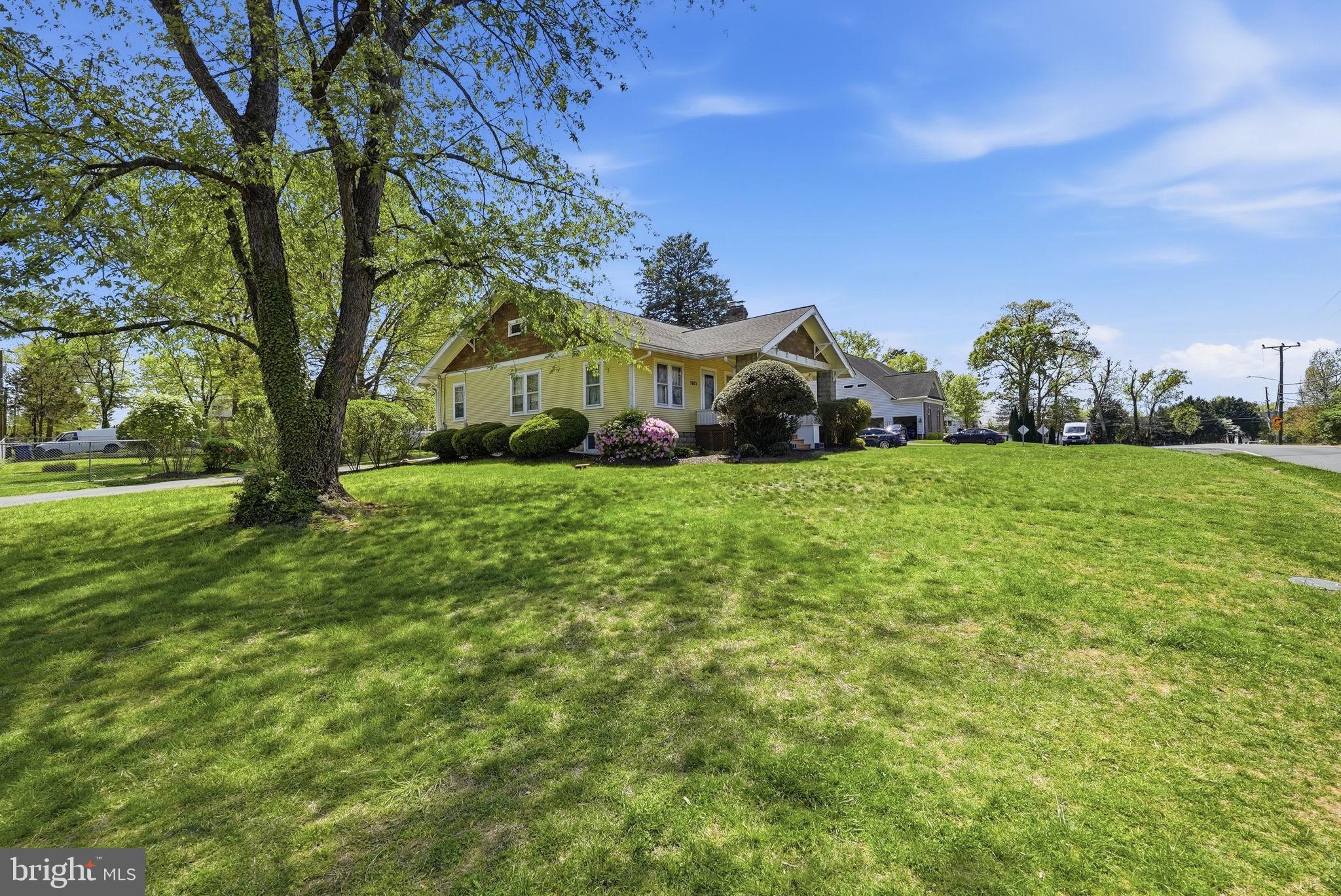 NORTH IDYLWOOD - Residential