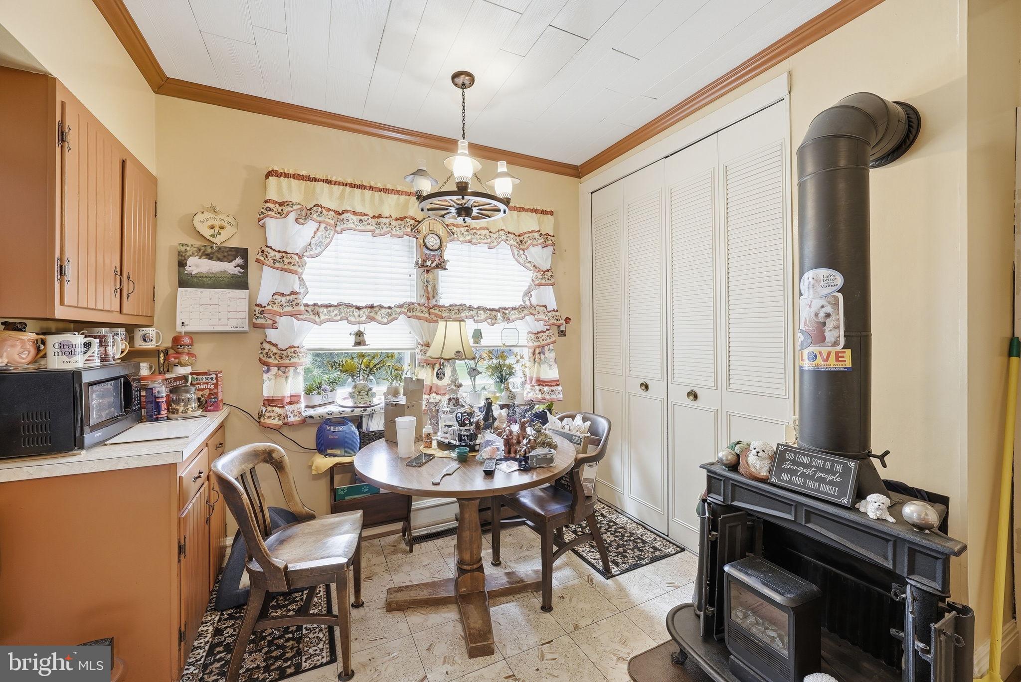 NORTH IDYLWOOD - Residential