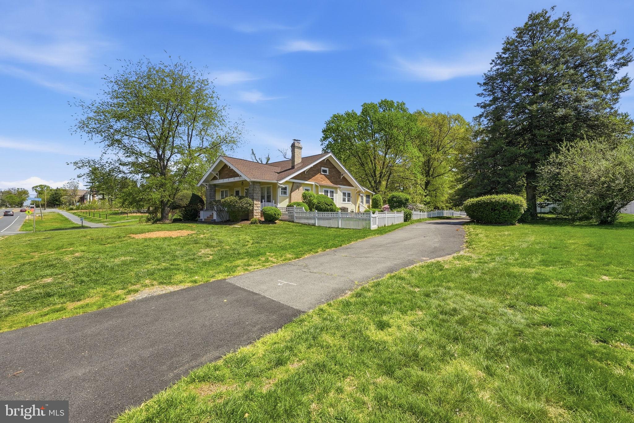 NORTH IDYLWOOD - Residential