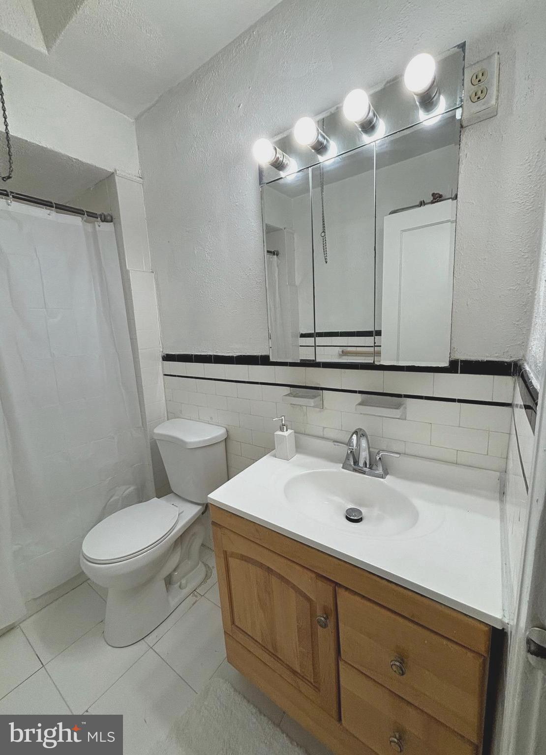 MAYFAIR (WEST) - Residential