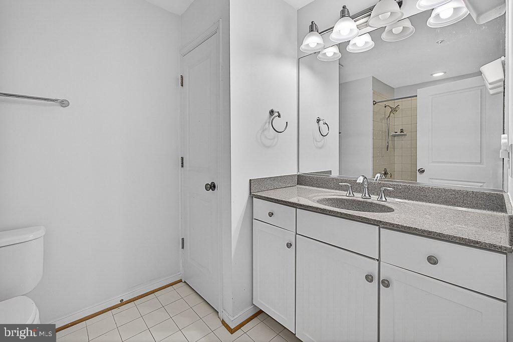 WEST BROAD VILLAGE - Residential