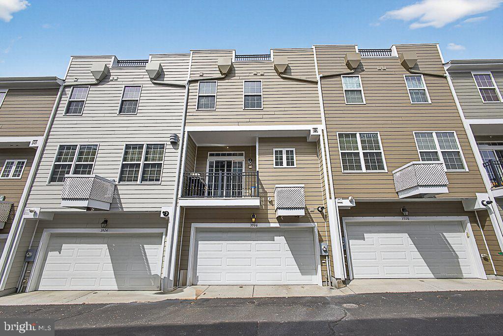 WEST BROAD VILLAGE - Residential